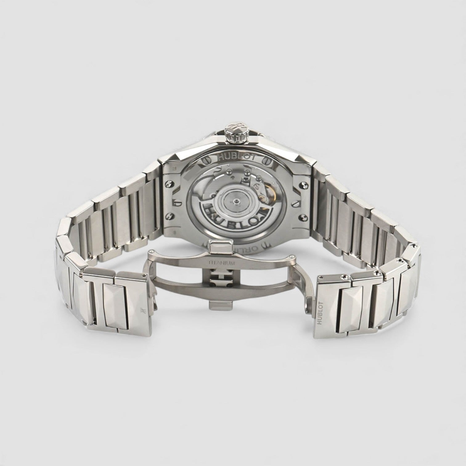 Classic Fusion Orlinski White