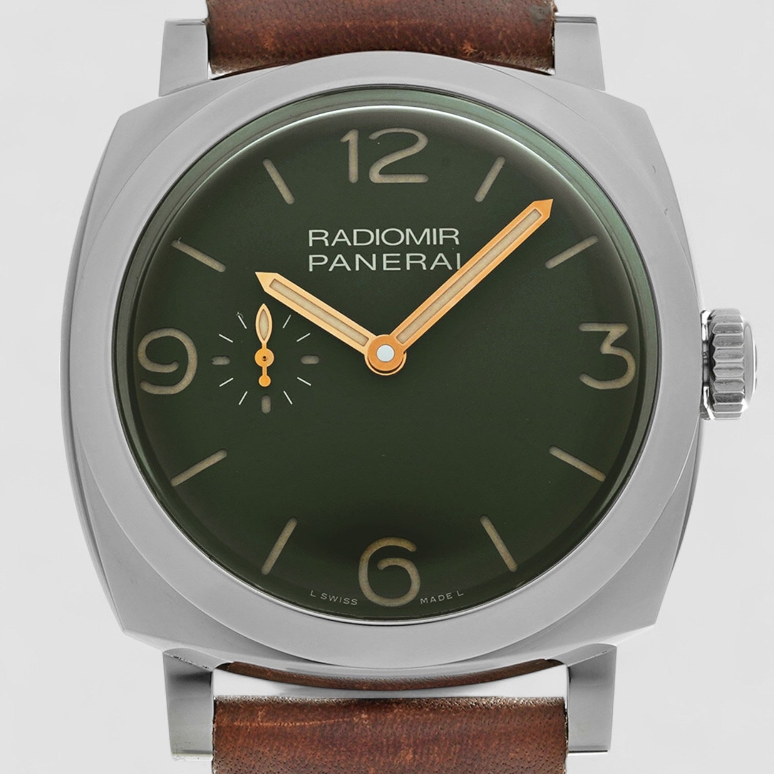 Radiomir 1940 45 3 Days Automatic Stainless Steel / Military Green Description