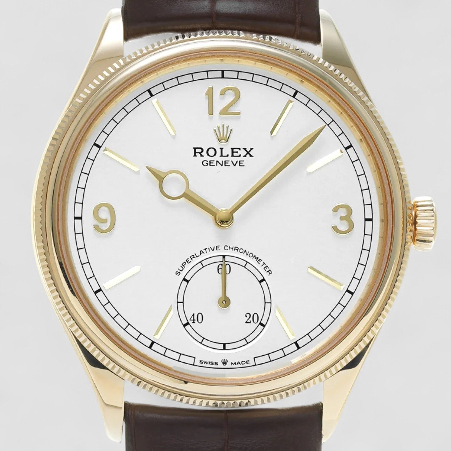 18K yellow gold 39 mm