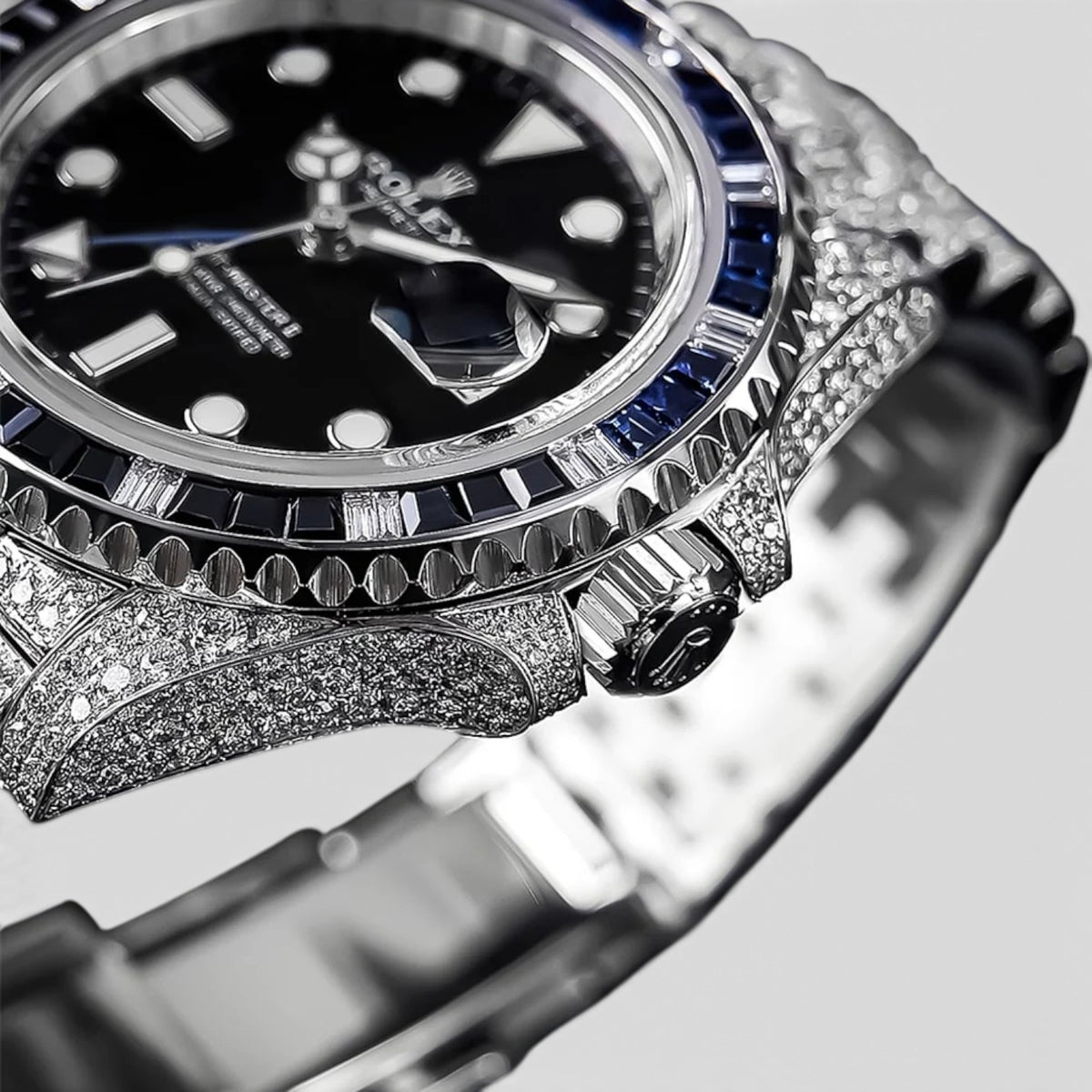 GMT-Master II 40 Batgirl Custom Diamond-Set