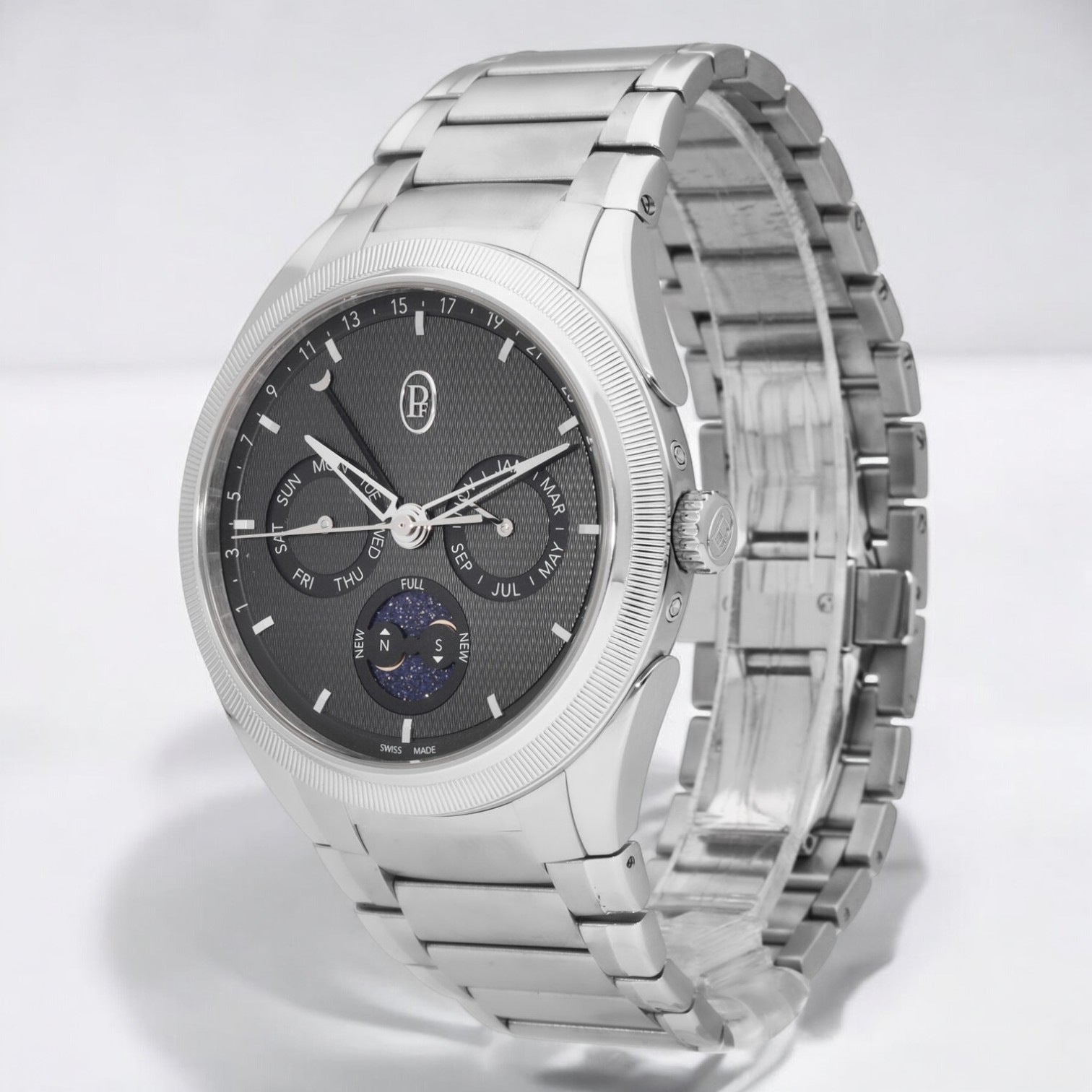 Fleurier Tonda PF Annual Calendar 42mm Auto