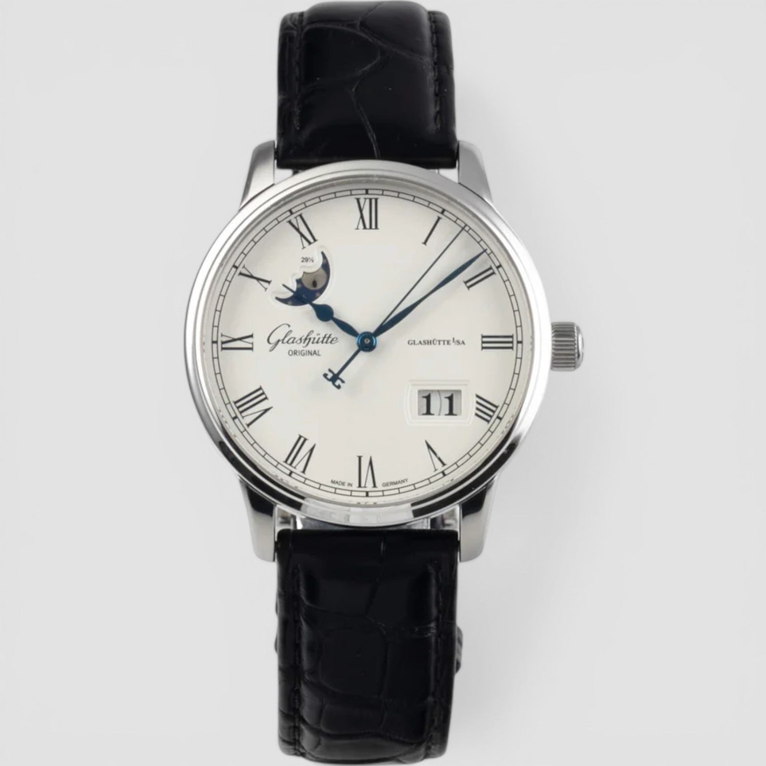 Senator Panorama Date Moon Phase