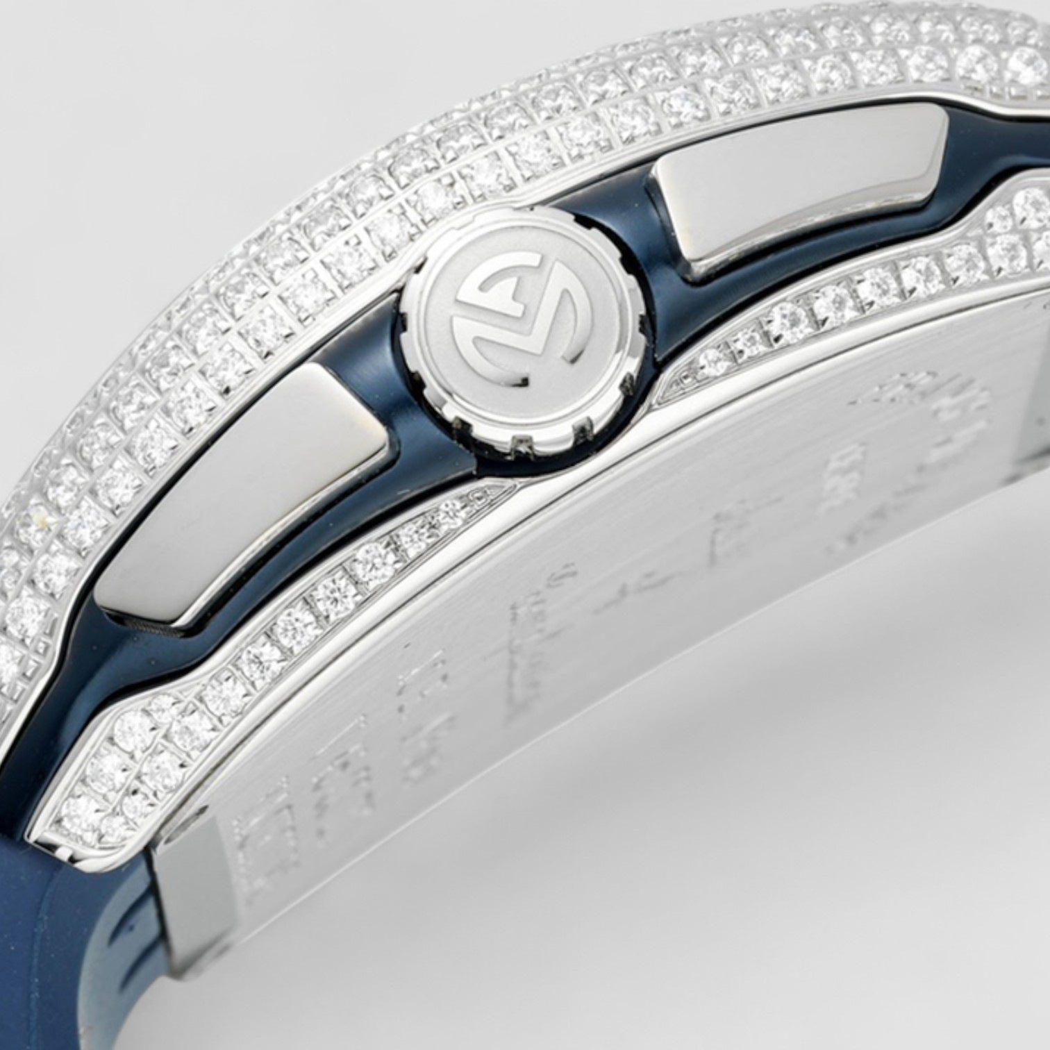 Vanguard Yachting Steel Chronograph Date Blue Iced out