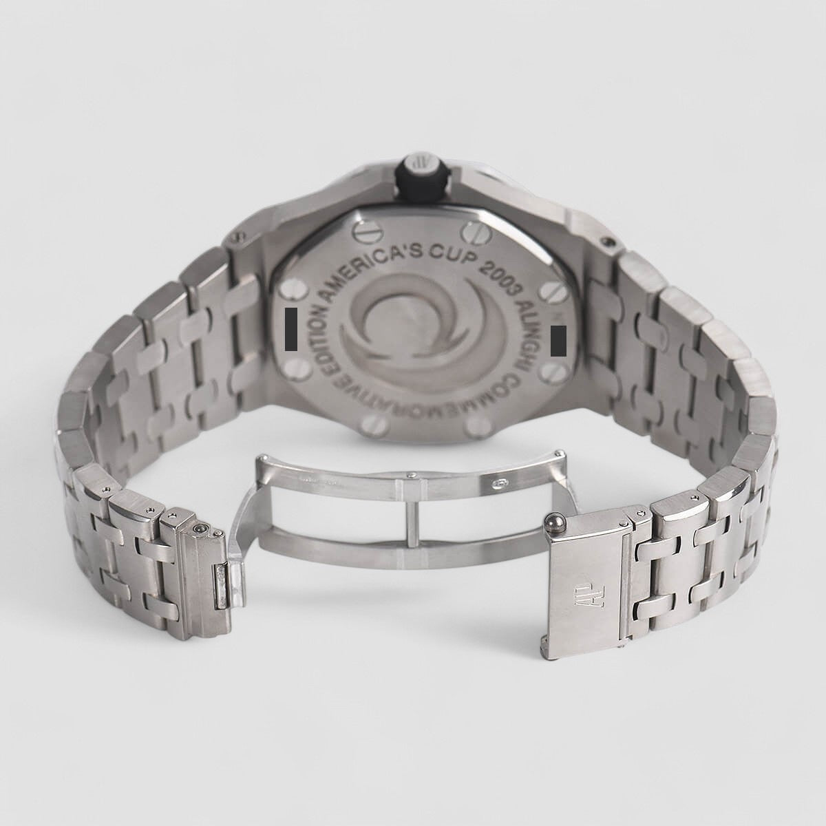 Royal Oak Offshore Alinghi Americas Cup Titanium LIMITED