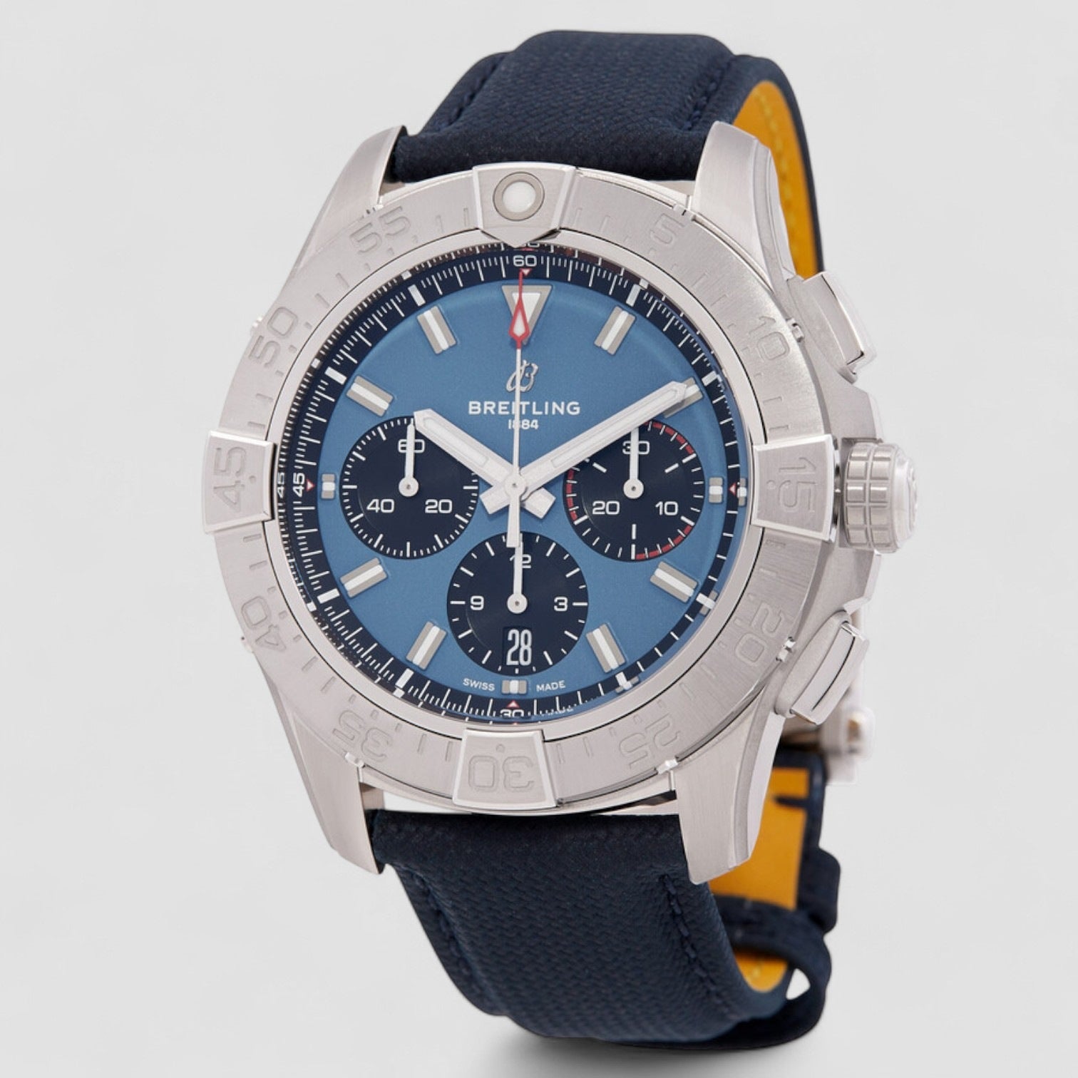 Avenger B01 Chronograph 44