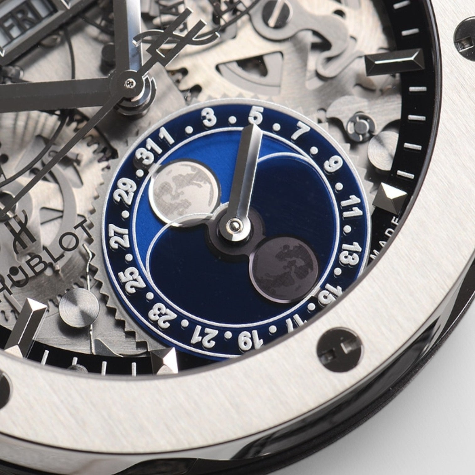 Classic Fusion Aerofusion Moonphase
