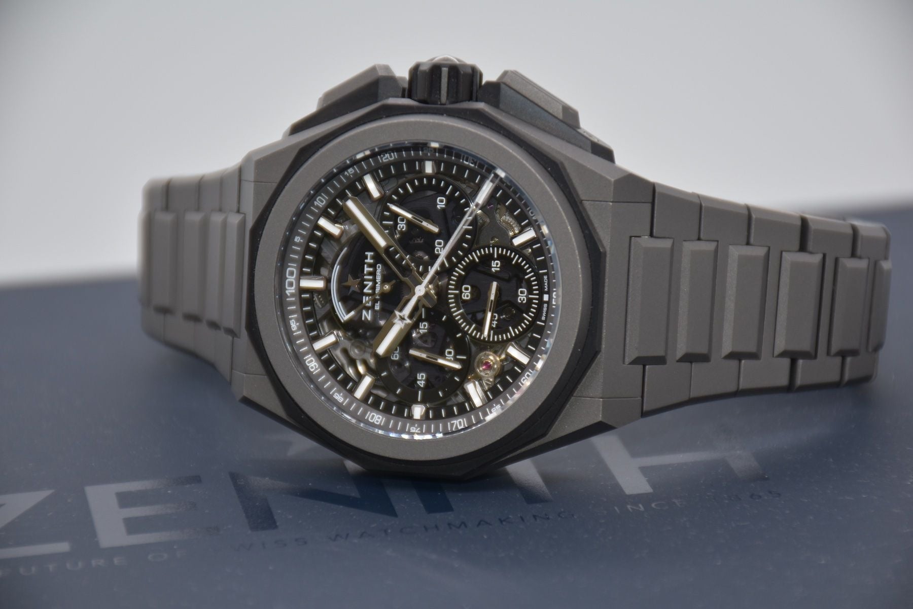 Defy Extreme Titanium