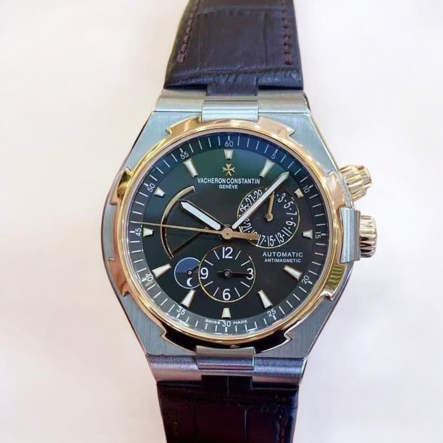 Overseas Dual Time "Boutiques Exclusive"