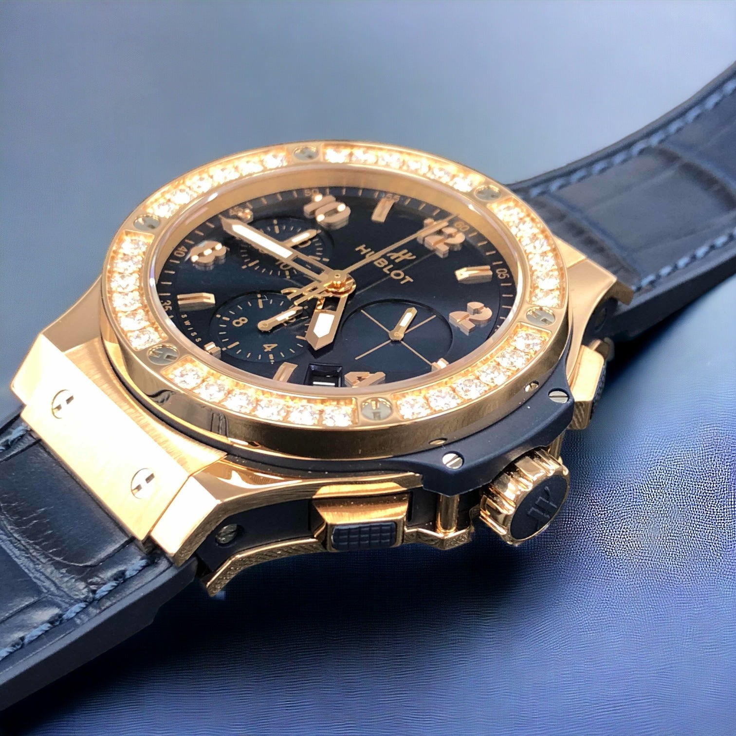 Big Bang Gold Blue Diamonds
