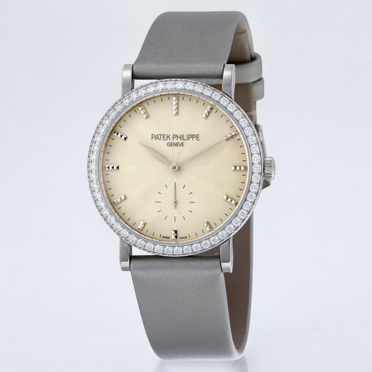 Calatrava cream guilloche dial 18kt white gold diamond