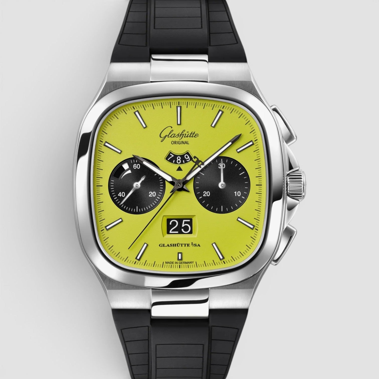 Seventies Chronograph Panorama Date