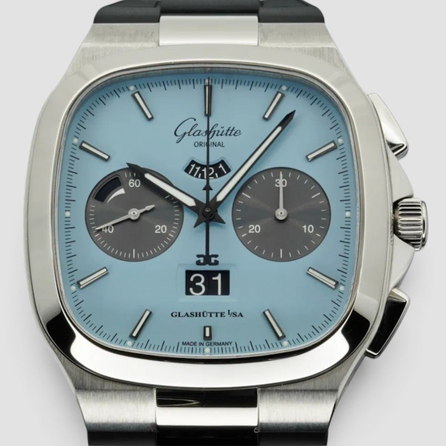Seventies Chronograph Panorama Date 40mm Steel Blue Dial Limited Edition
