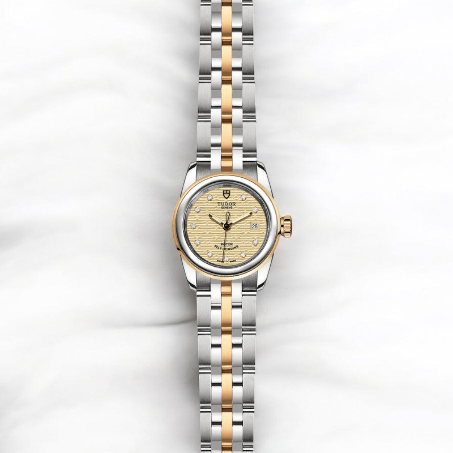 Glamour Date 26 Stainless Steel / Yellow Gold / Jacquard Champagne-Diamond / Bracelet