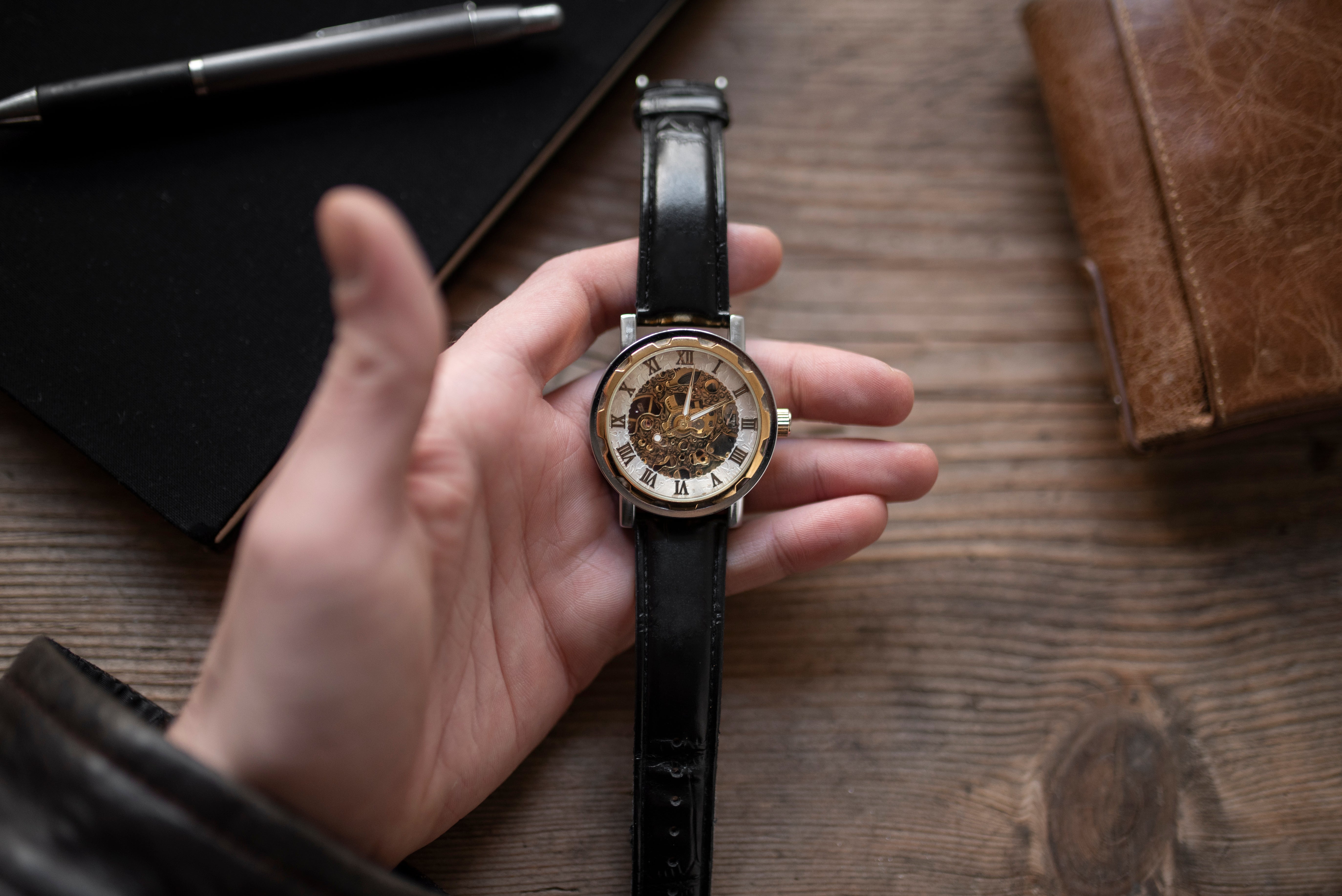 Why Smart Luxury Watches Are Becoming the Next Big Trend