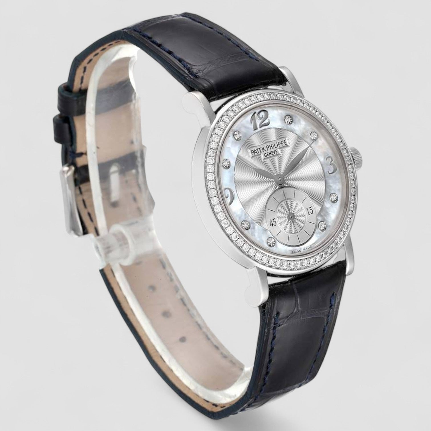 Calatrava White Gold Mother of Pearl Diamond Unisex Watch 4959 4959G