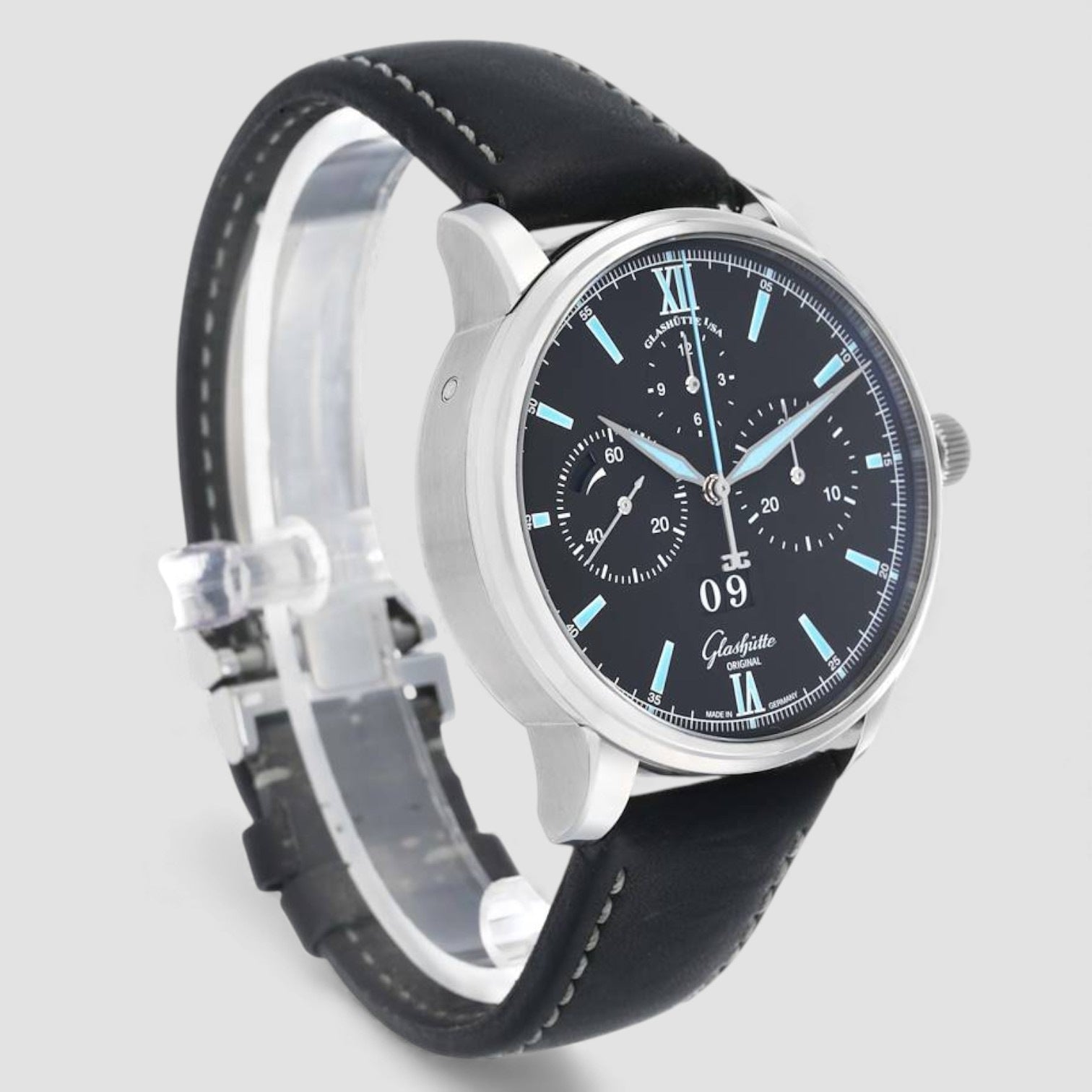 Senator Chronograph Panorama Date 1-37-01-03-02-35
