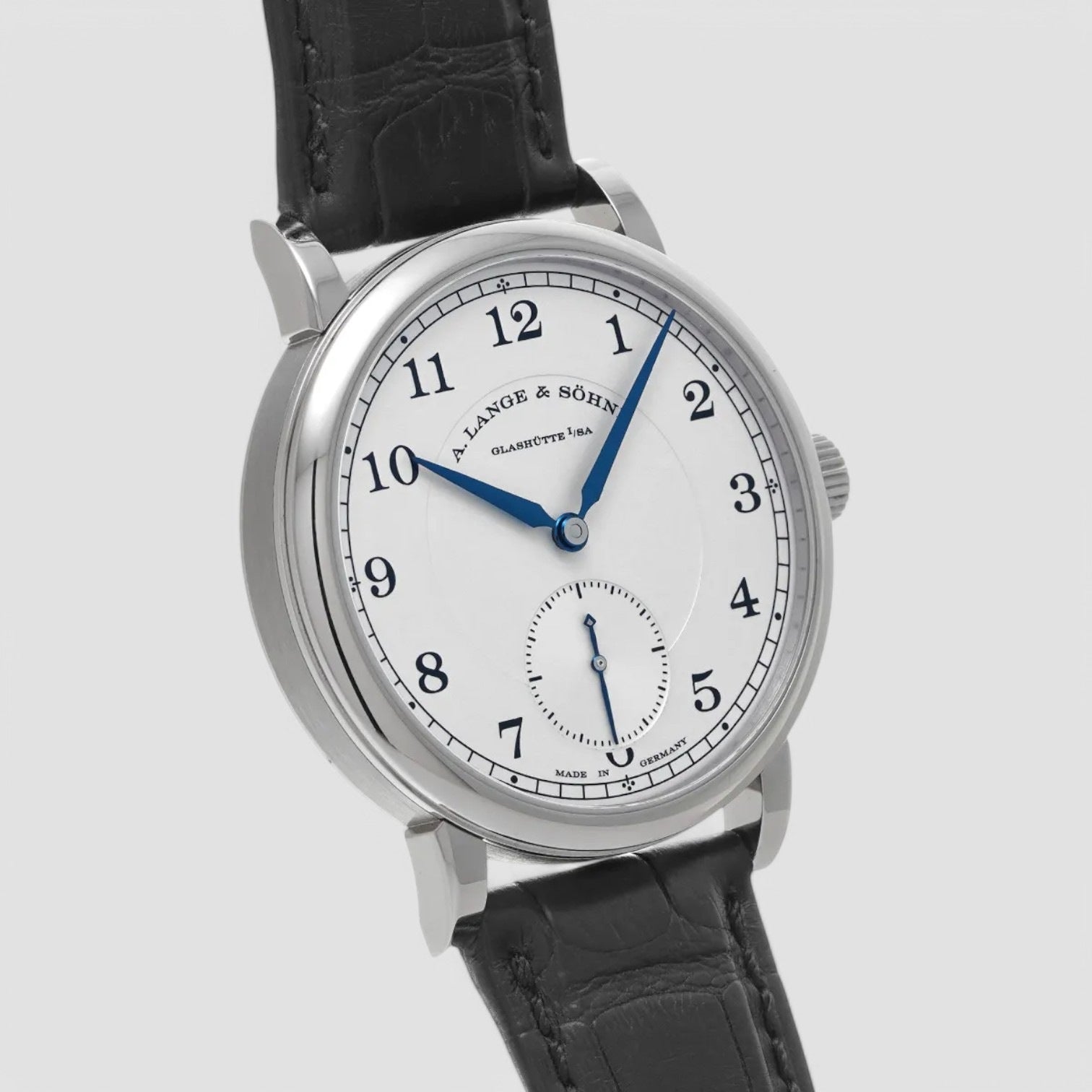 815  18K White Gold Silver Dial