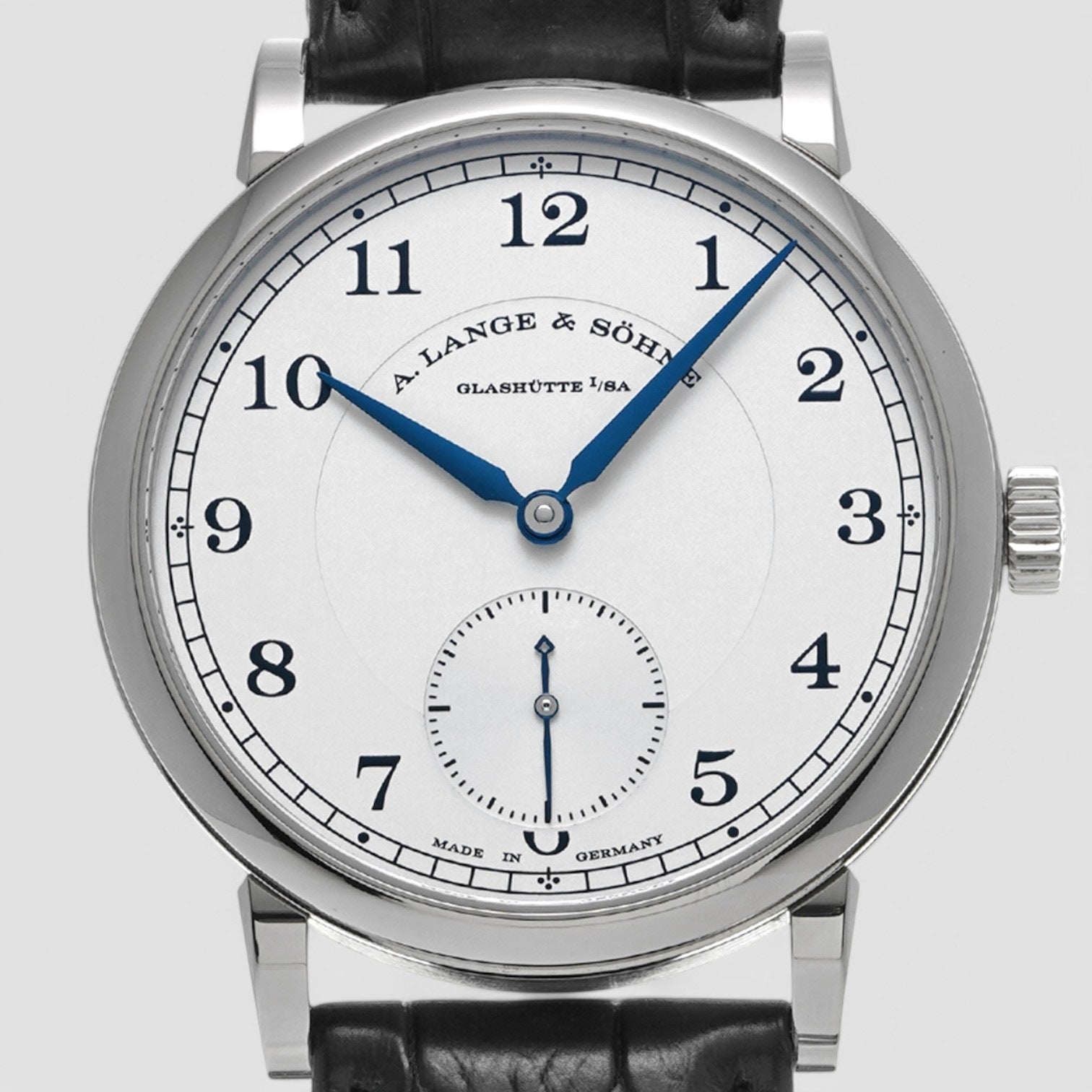 815  18K White Gold Silver Dial