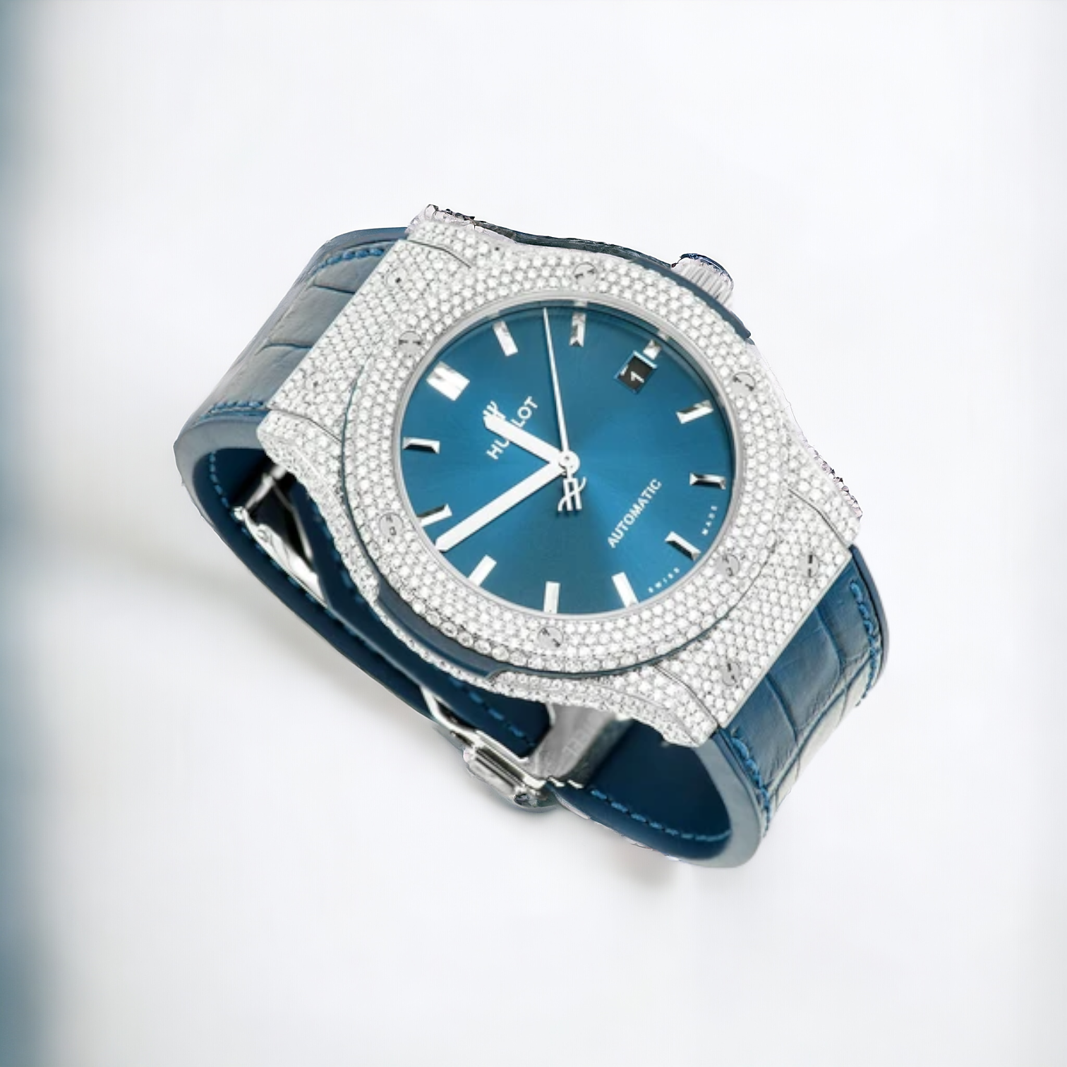 Hublot – Classic Fusion – 42 mm – Titanium – Blue Dial – Custom Pavé Diamond-Set Iced Out