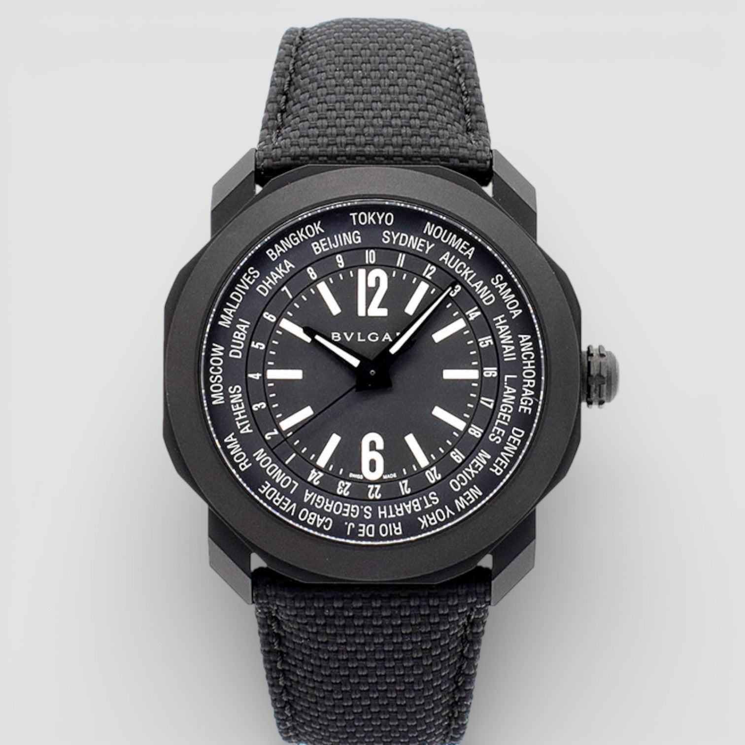 Octo Roma Worldtimer Hands-on Watch Bvlgari