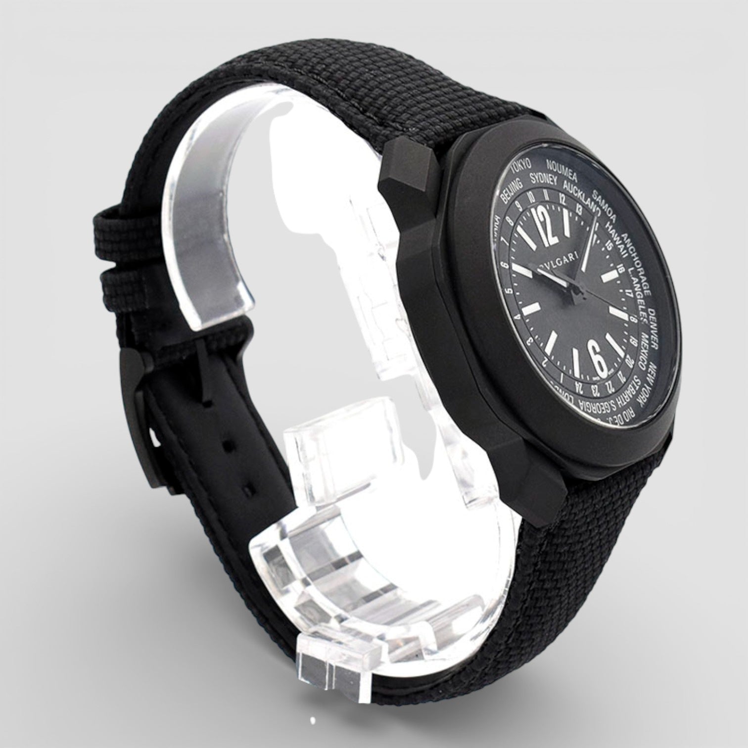 Octo Roma Worldtimer Hands-on Watch Bvlgari