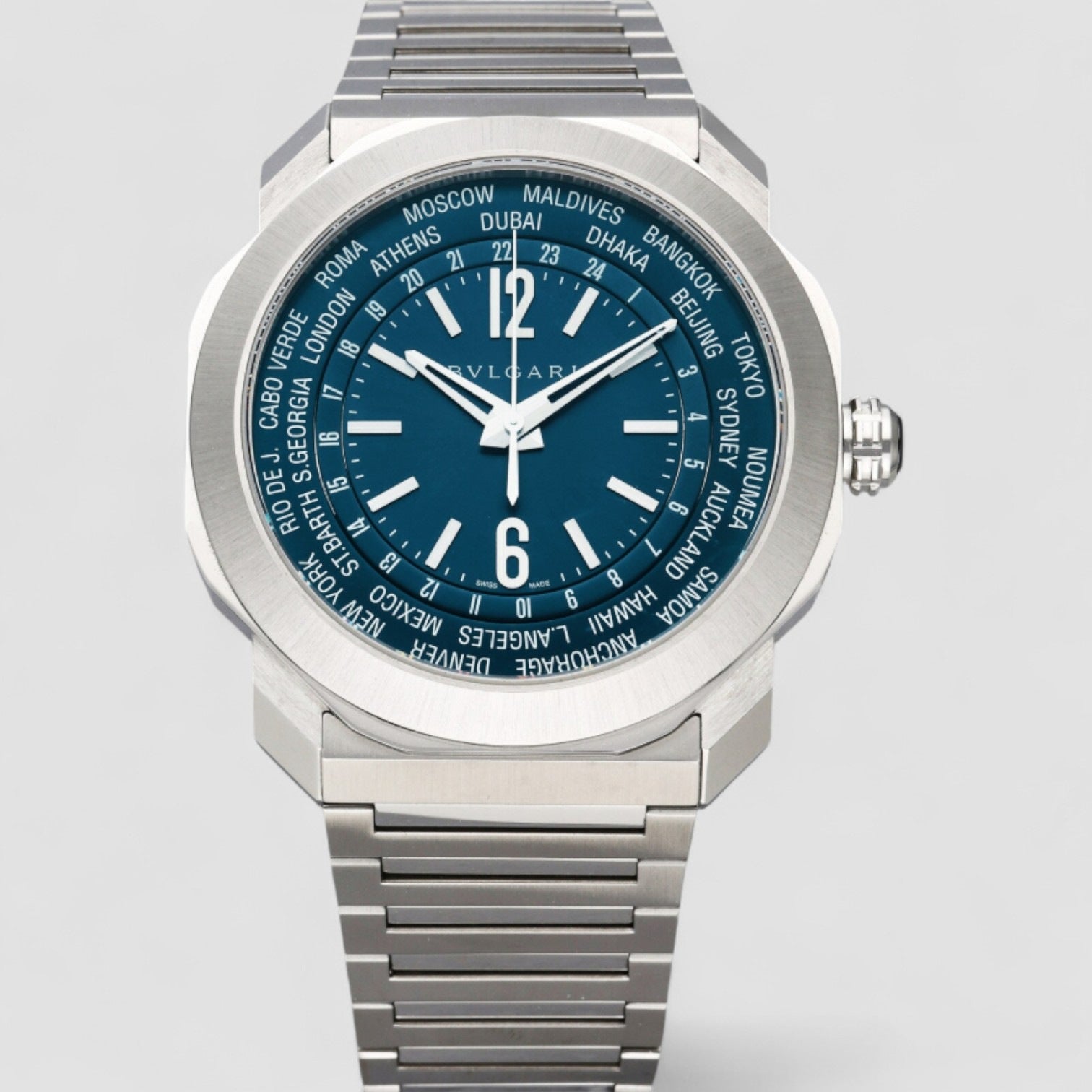 Octo Roma Worldtimer