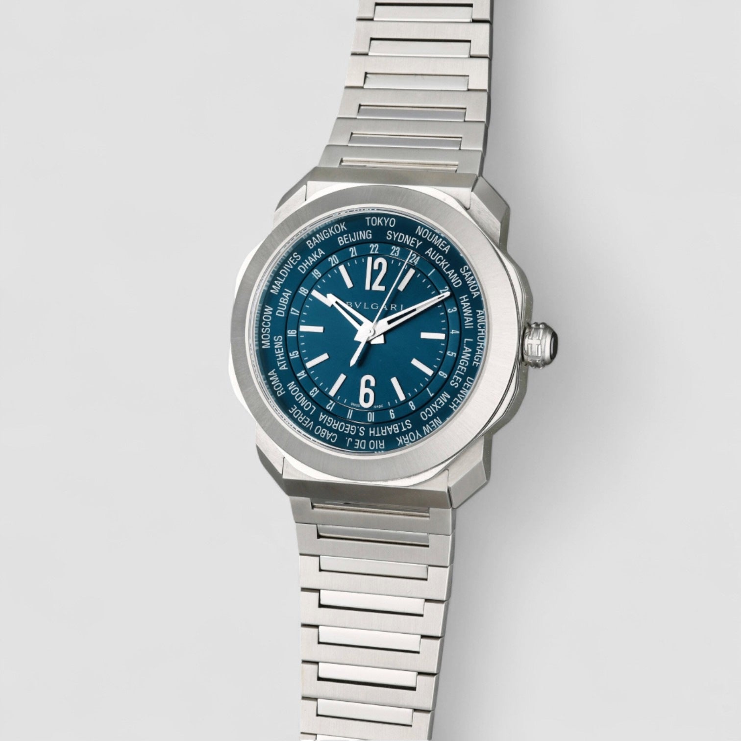 Octo Roma Worldtimer