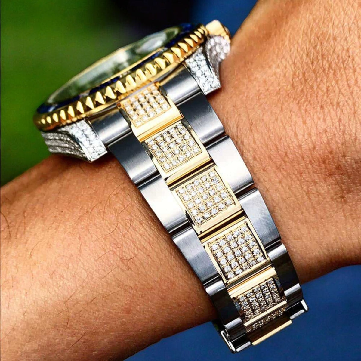 Submariner Date – Oyster – Royal Blue Dial – Custom Diamond-Set - Iced out