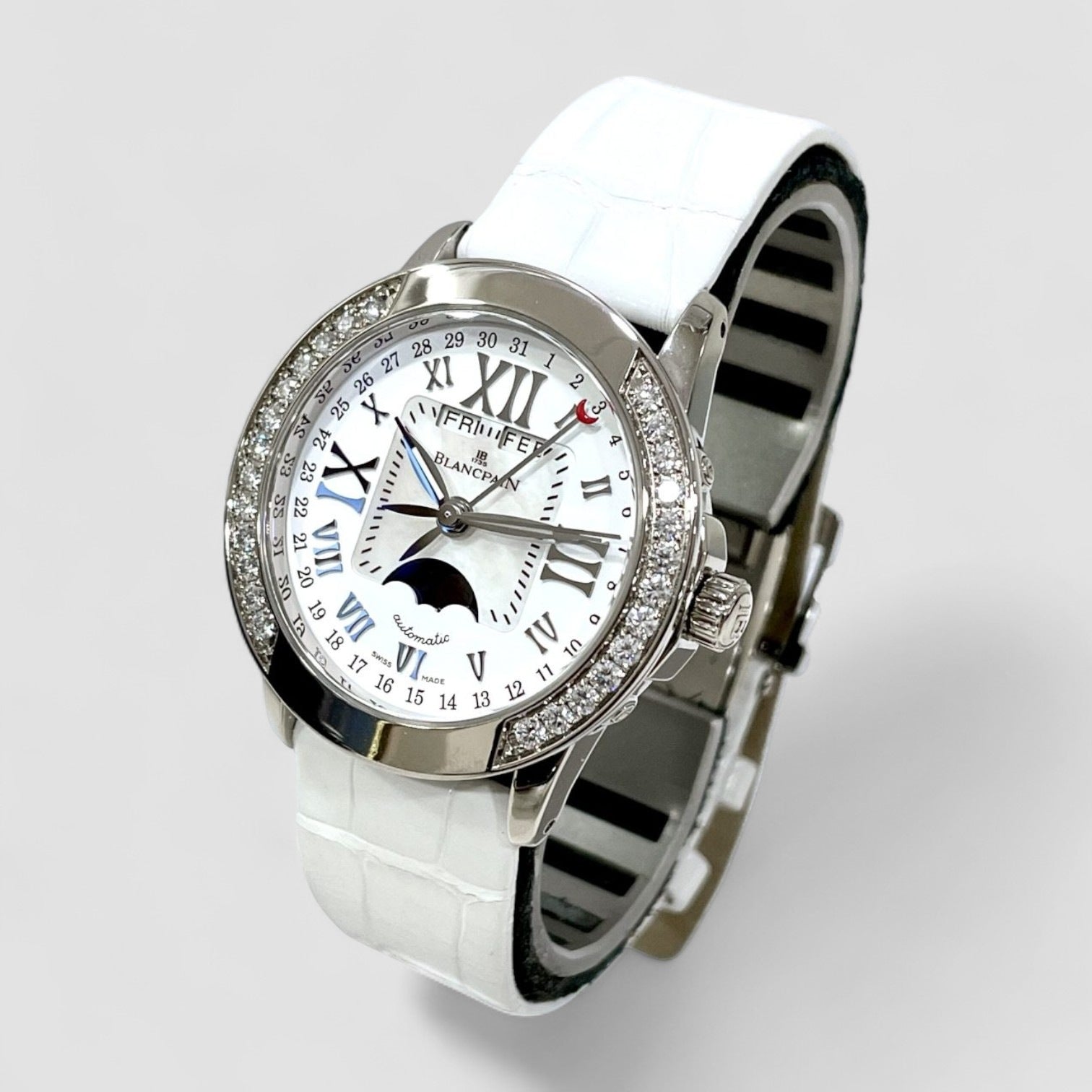 COMPLETE CALENDAR WOMEN'S WATCHES