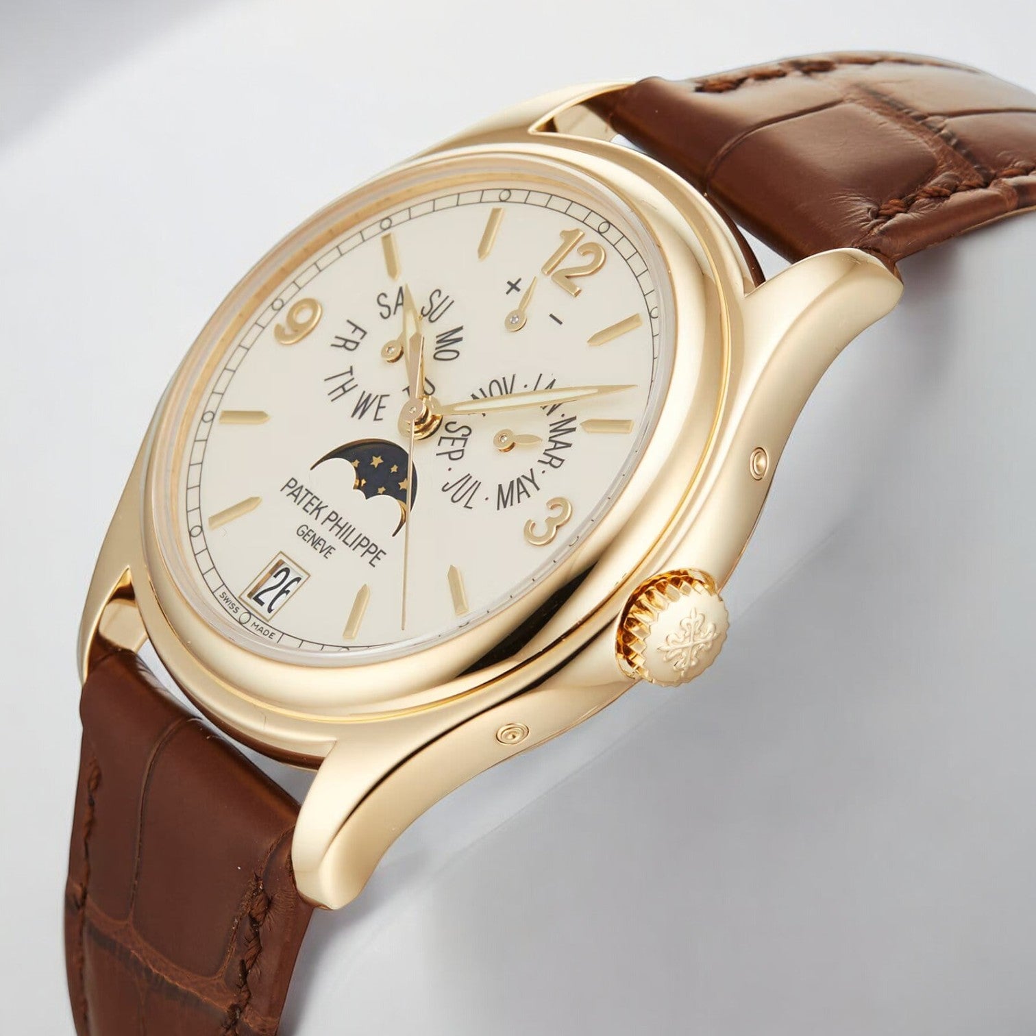 Annual Calendar 5146 Cream Dial 18K Yellow Gold