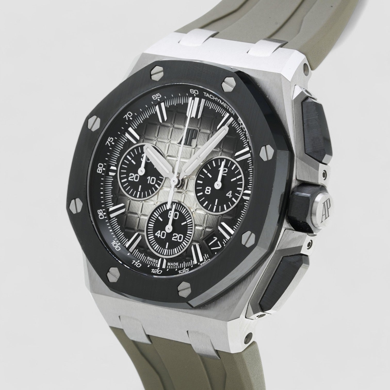 Royal Oak Offshore Smoked Dial