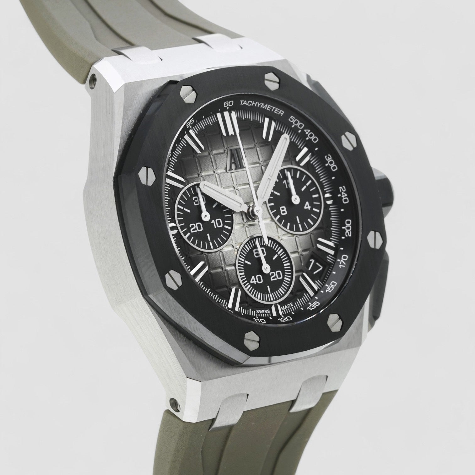 Royal Oak Offshore Smoked Dial