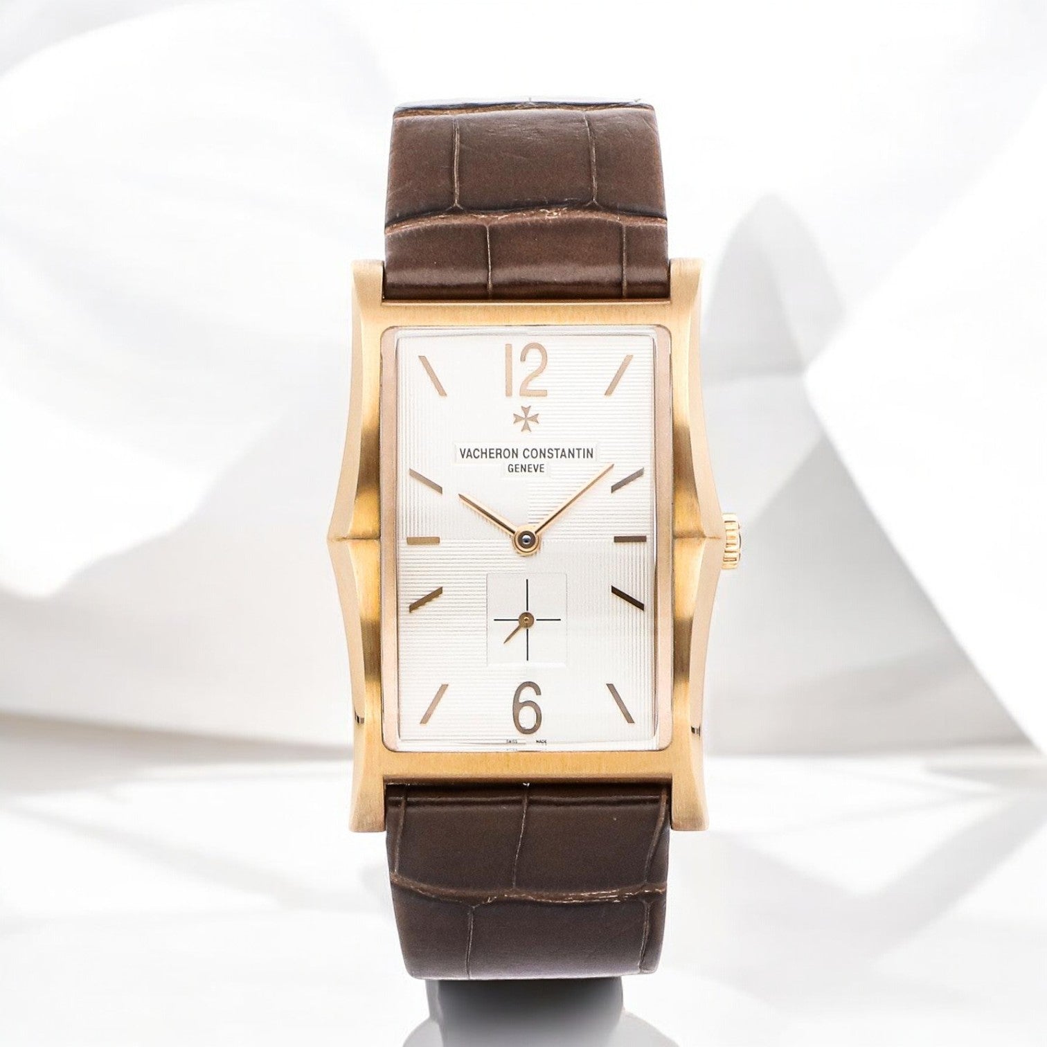 Les Historiques Aronde 1954 18K Rose Gold