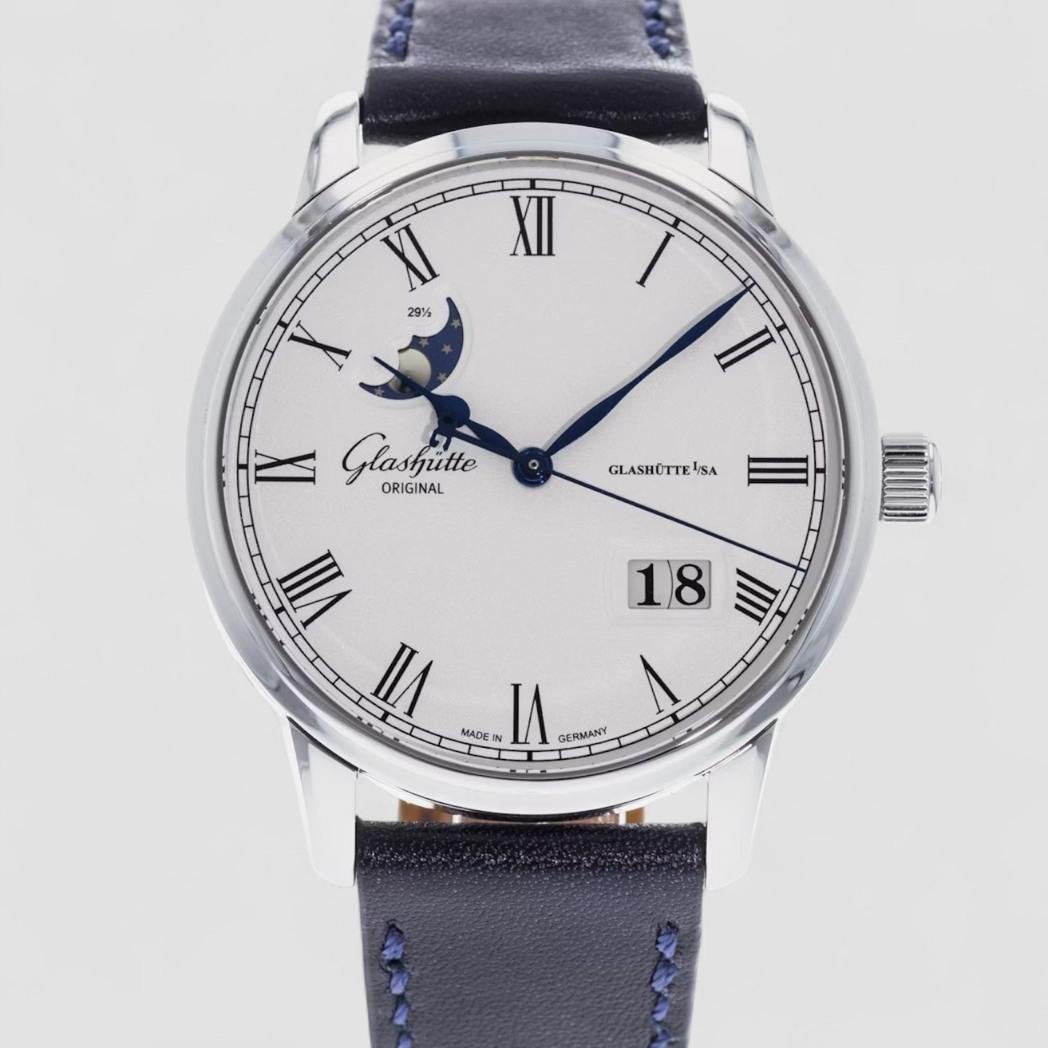 Senator Panorama Date Moon Phase