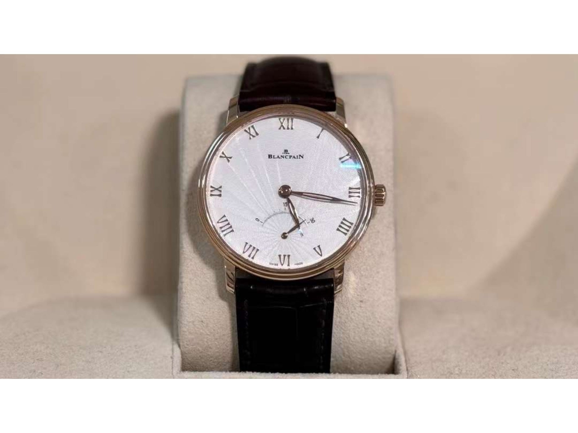 Villeret Ultra-slim Retrograde Small Seconds