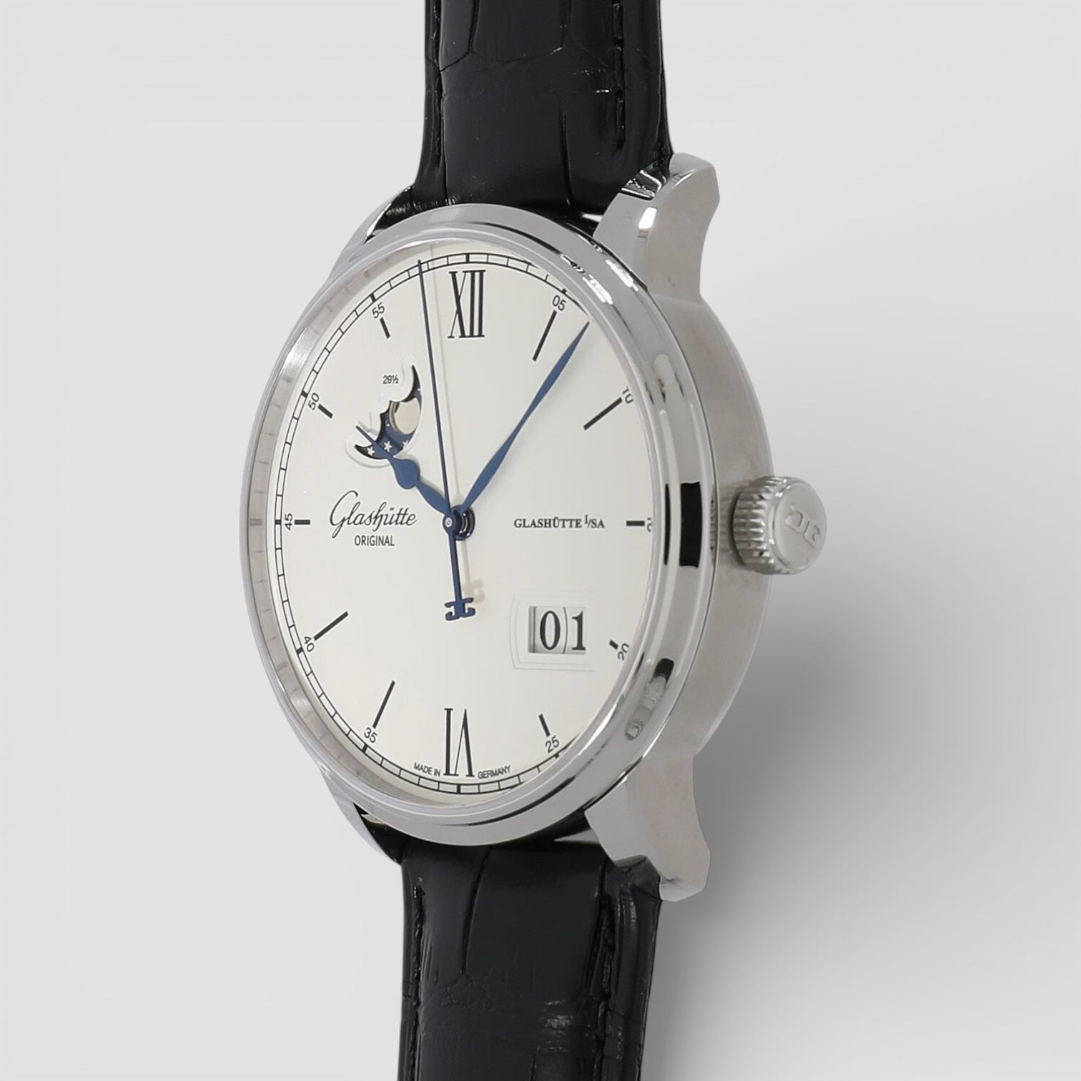 Senator Excellence Panorama Moonphase