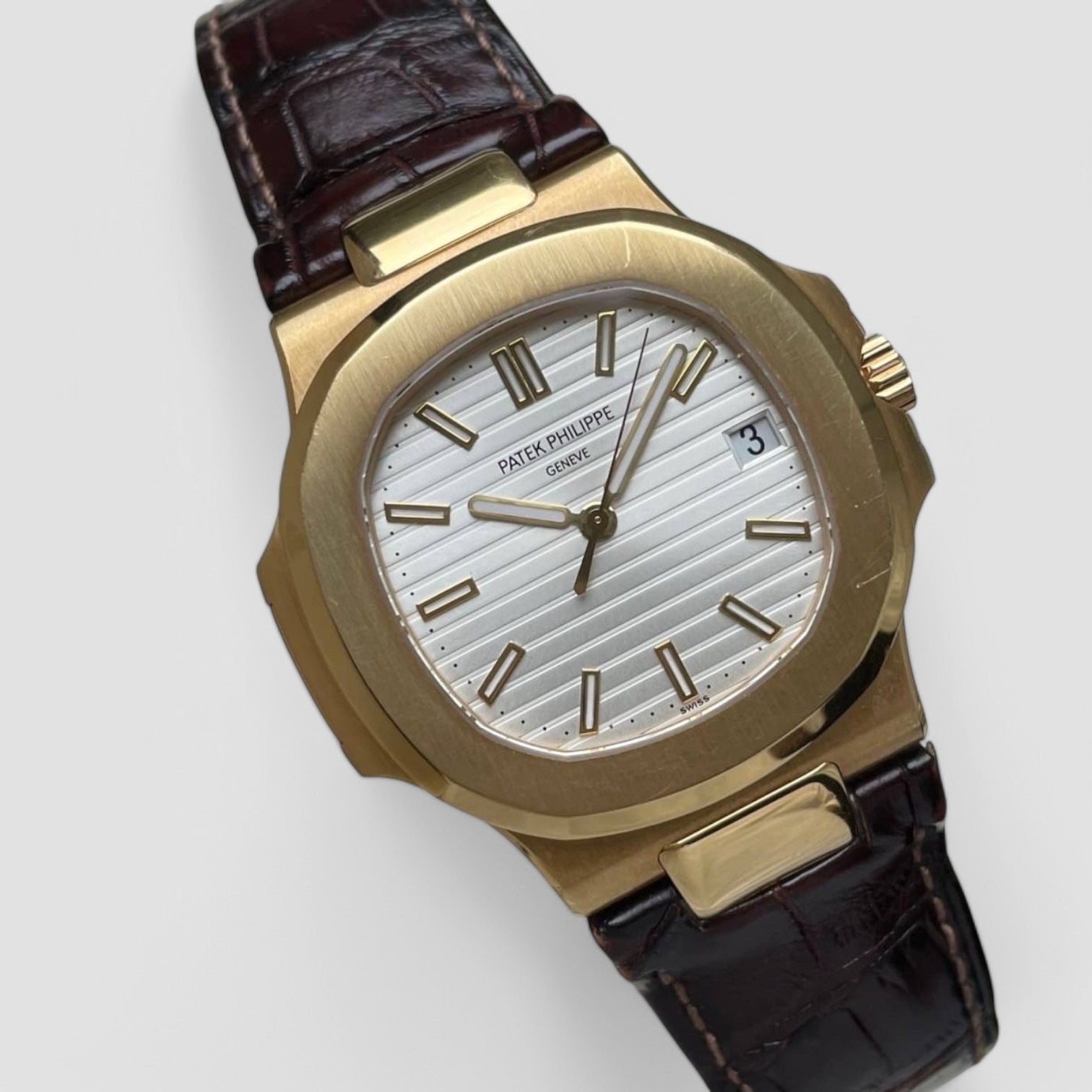 Nautilus 18K Yellow Gold