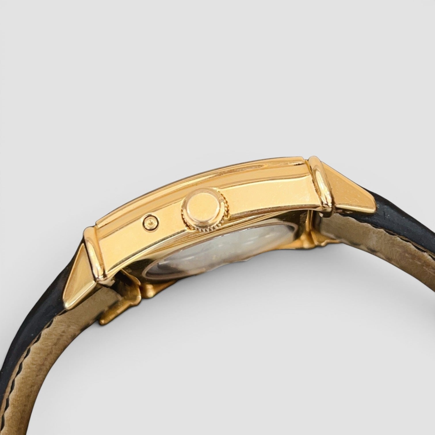 Vintage 1945 King Size Large Date Moon Phase 18K Gold Black Dial