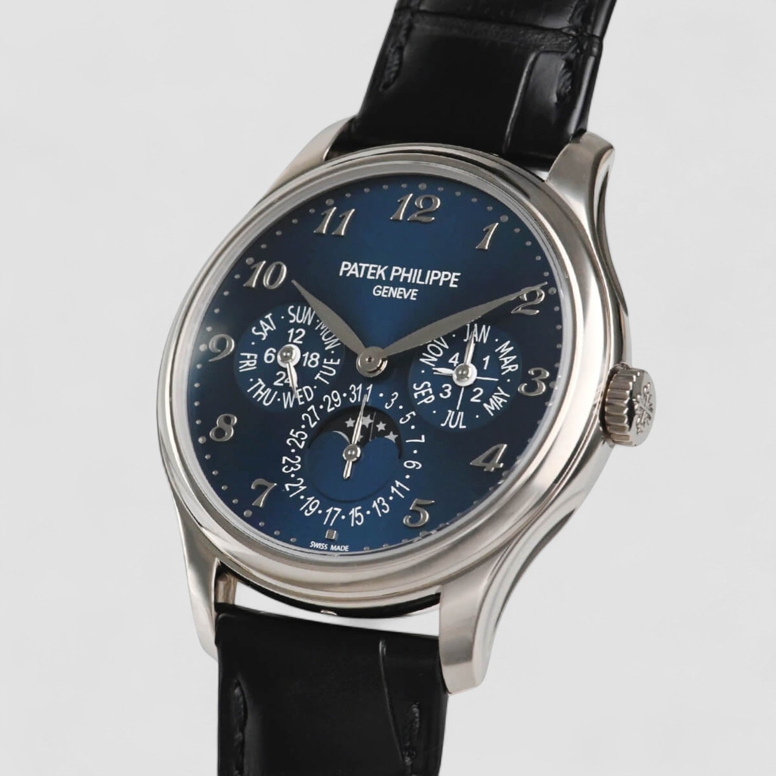 Perpetual Calendar 5327G 18K White Gold / Blue Dial