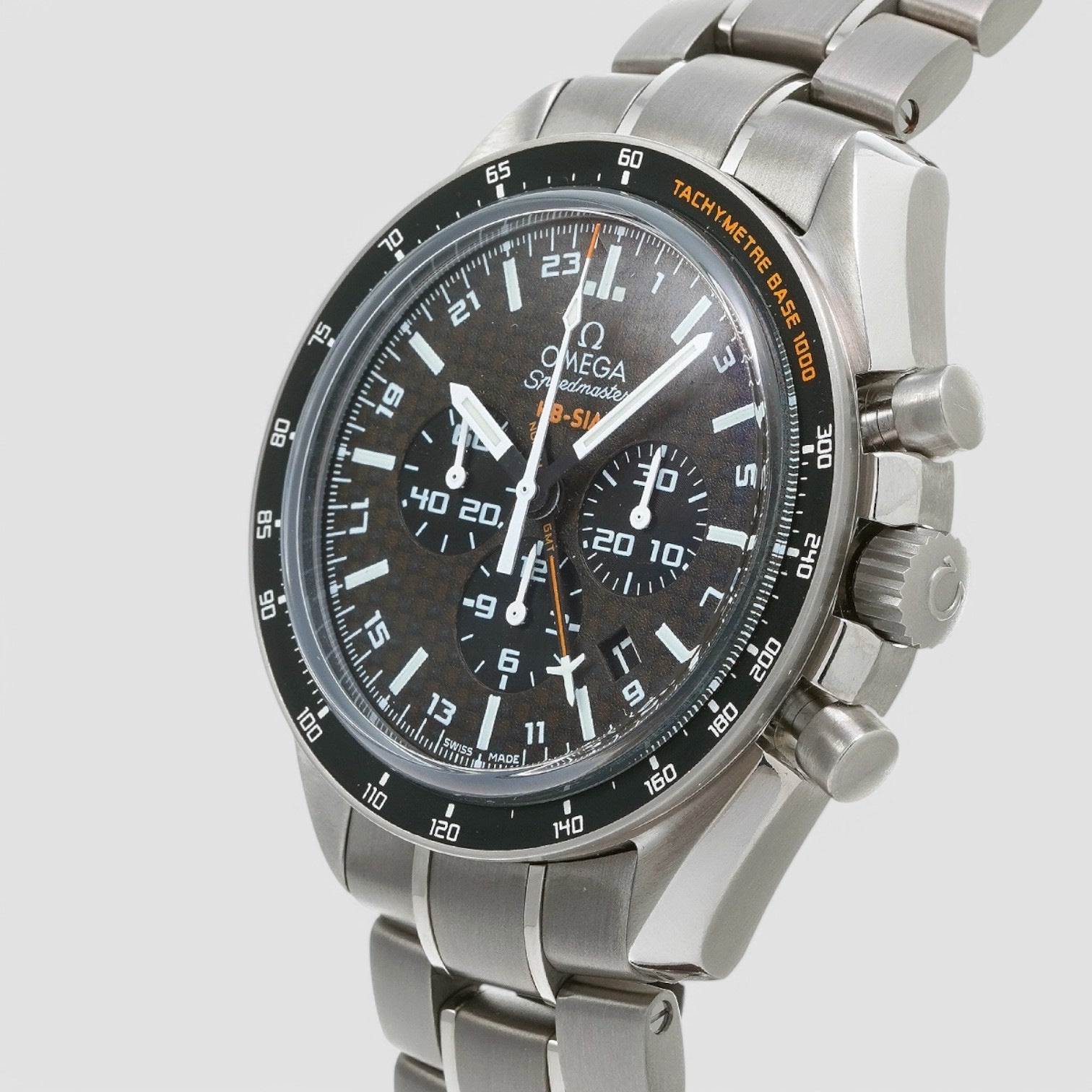Speedmaster HB-SIA GMT Chronograph SOLAR IMPULSE Titanium / Carbon Fiber Description