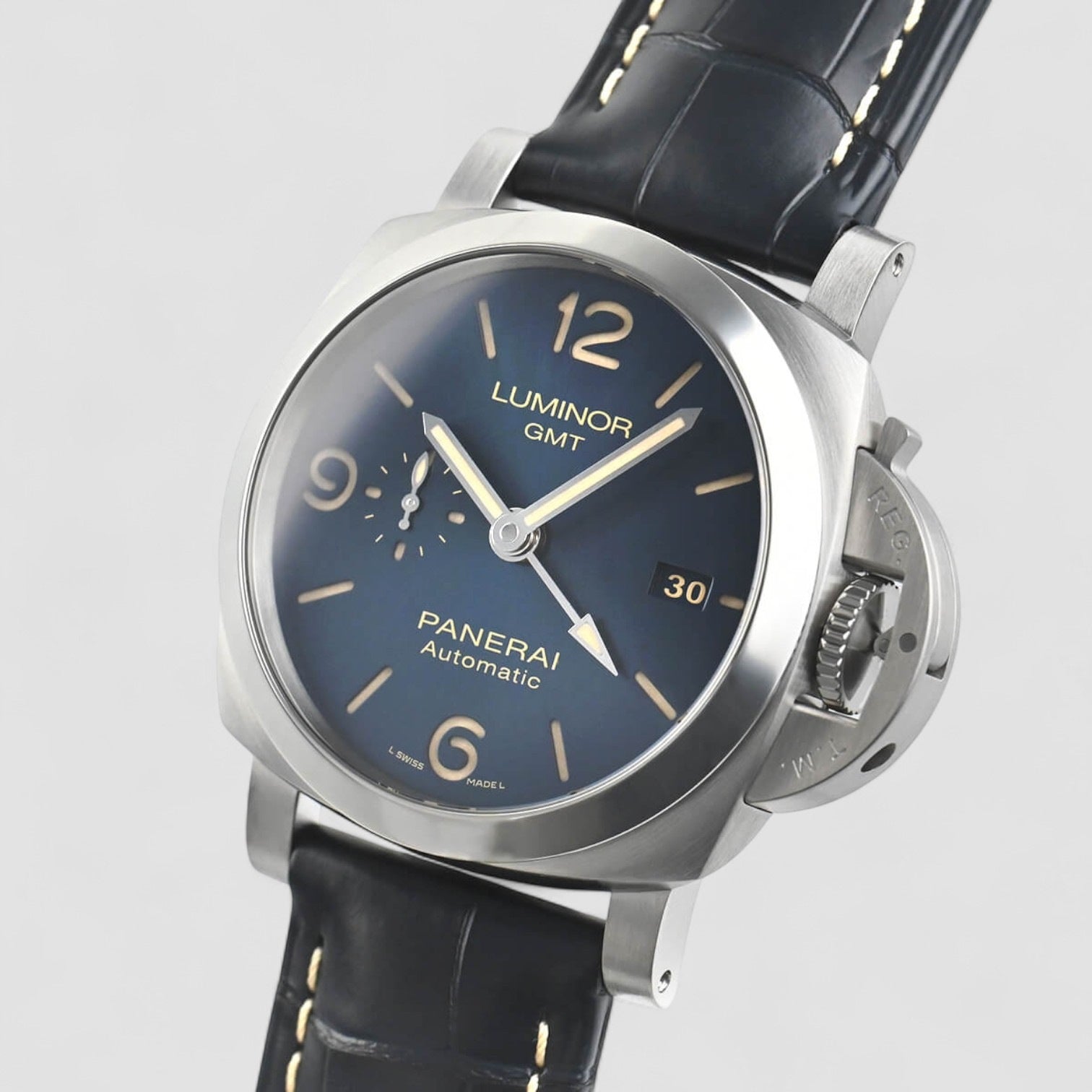 Luminor Gmt