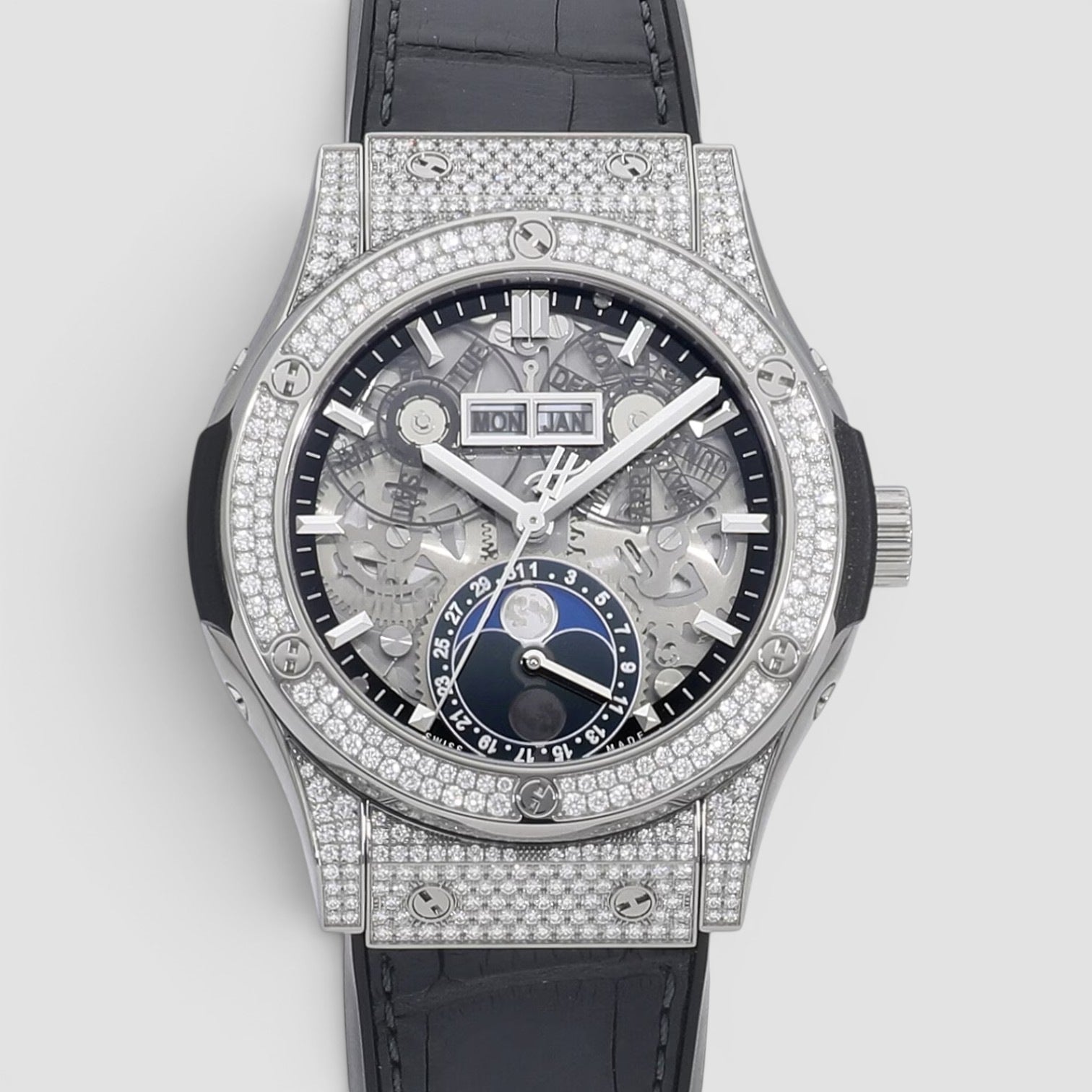 Classic Fusion 42mm Moonphase Pave