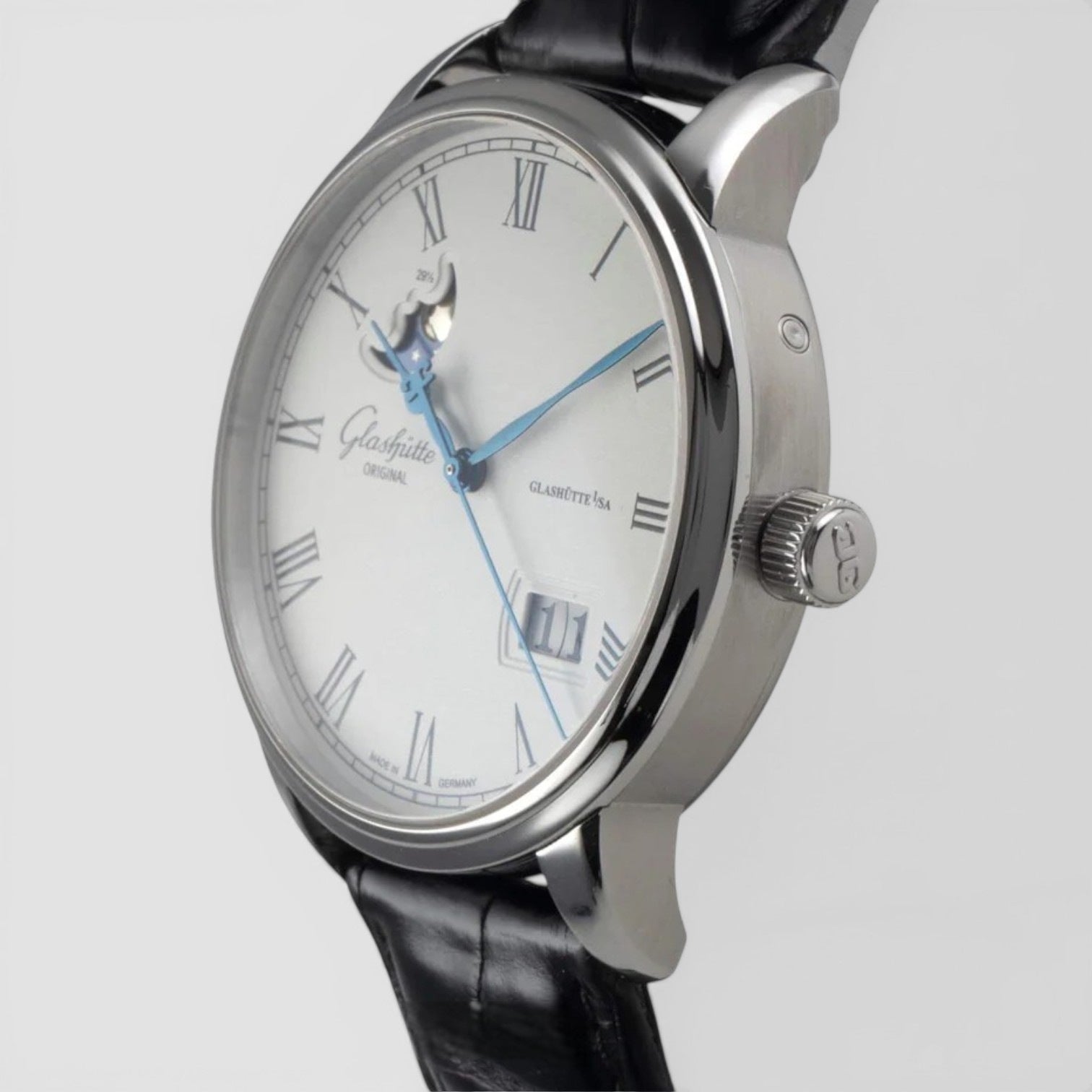 Senator Panorama Date Moon Phase