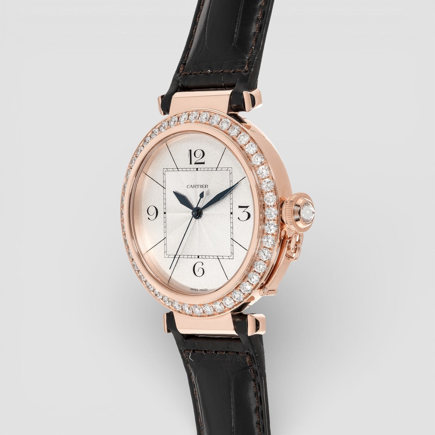 With Diamond Bezel Pasha 42mm