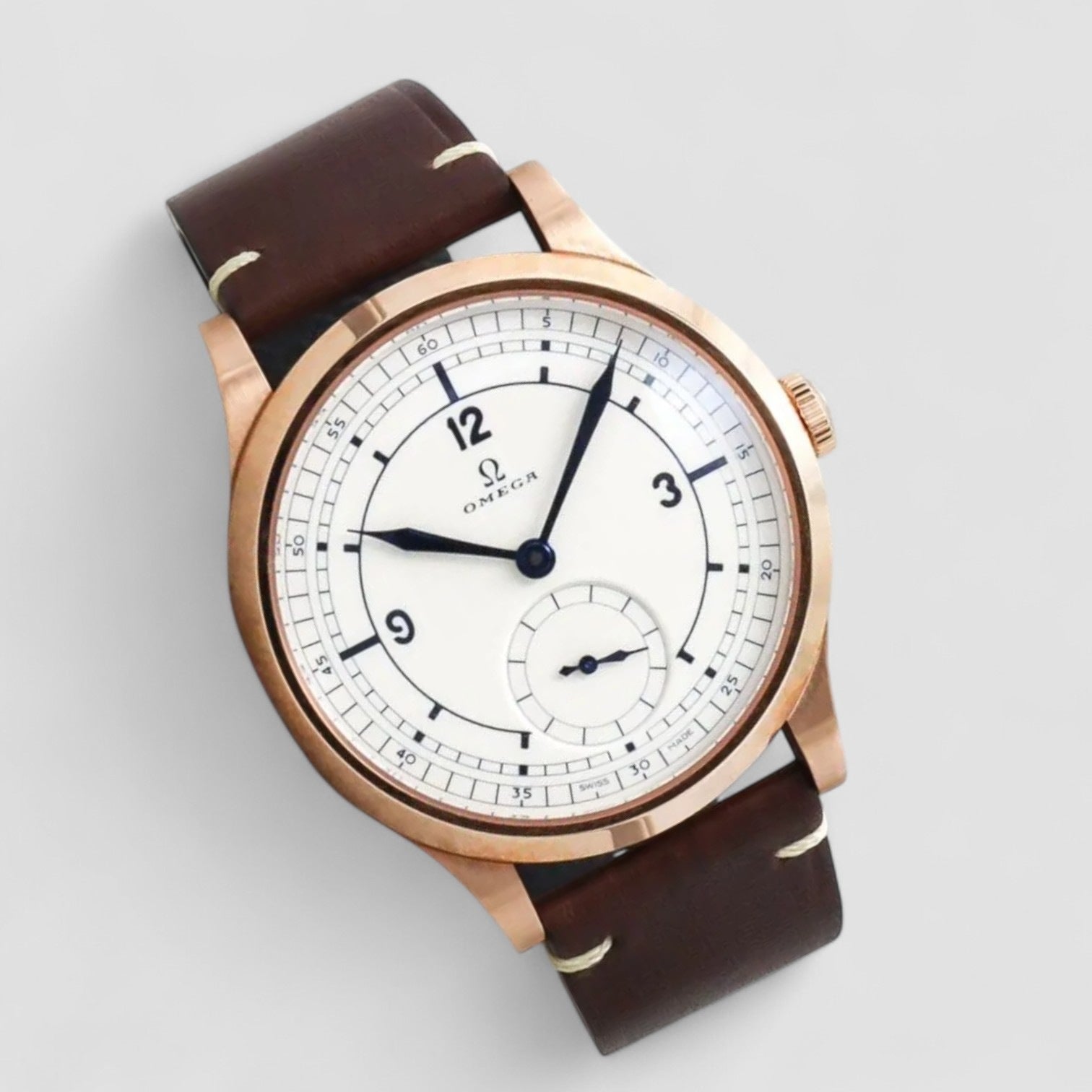 Specialities Olympic Games Collection Beijing 2022 - 39 mm Sedna Gold Case