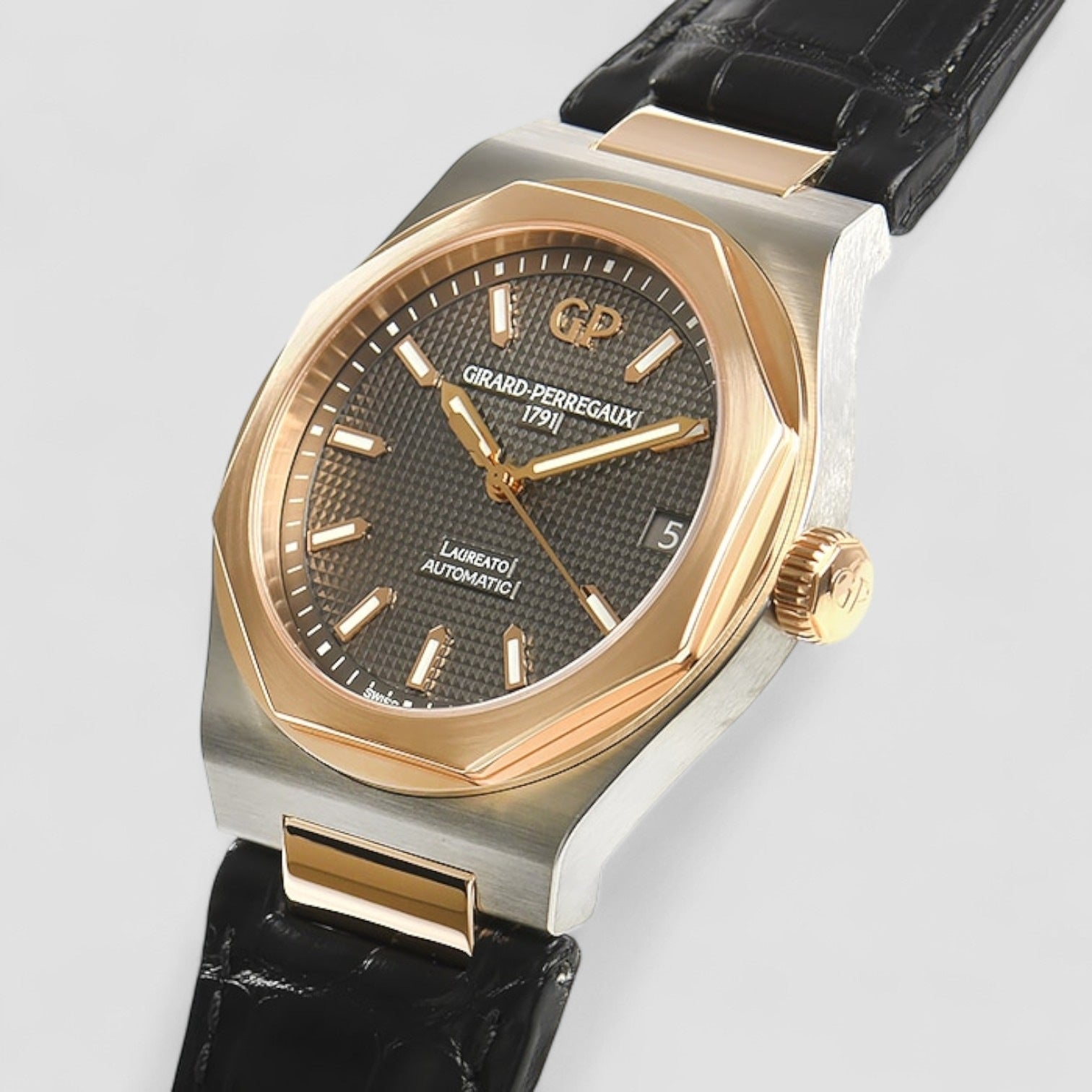 Laureato Automatic 42mm Titanium / 18k Rose Gold