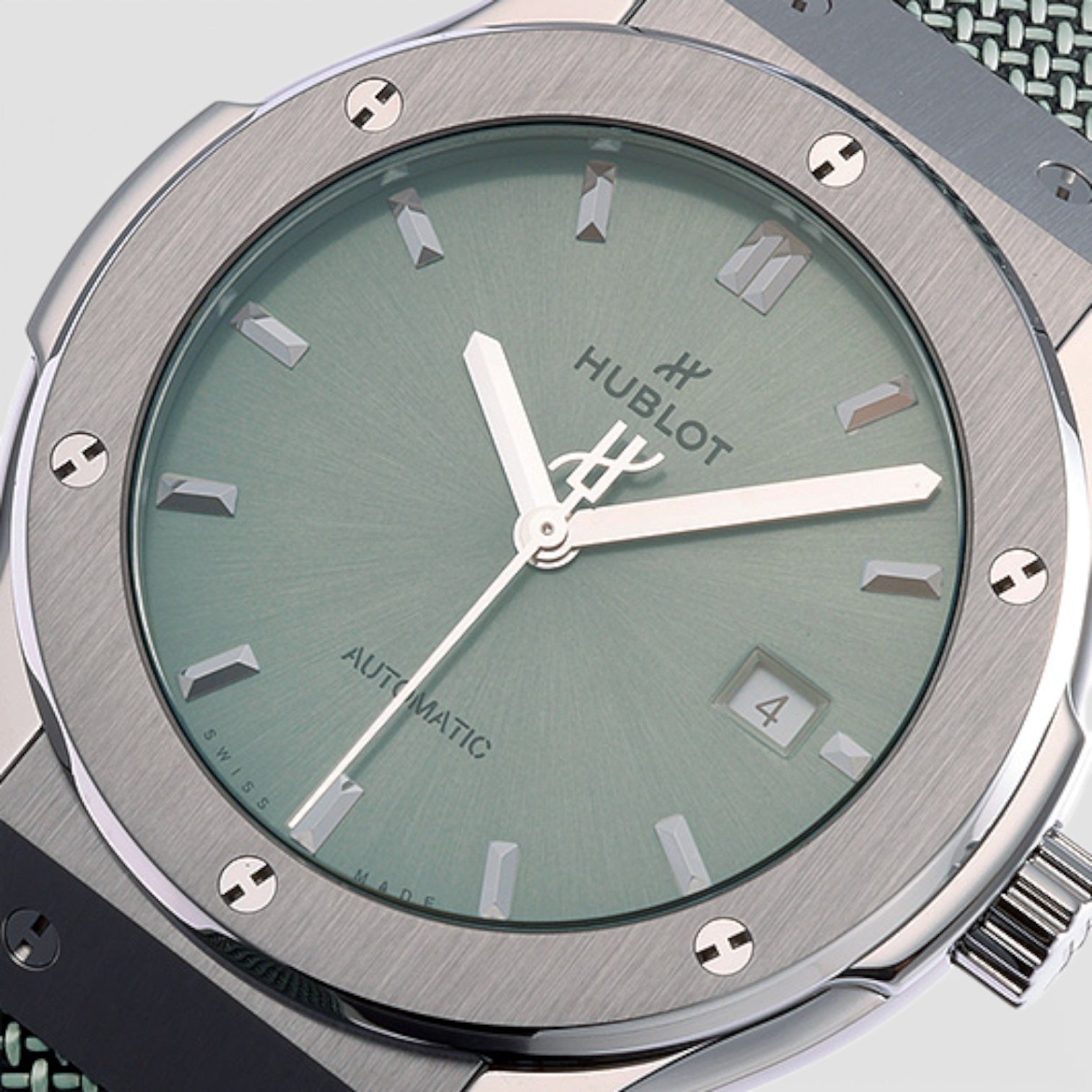 Classic Fusion Sage Green 42mm Titanium Green Dial