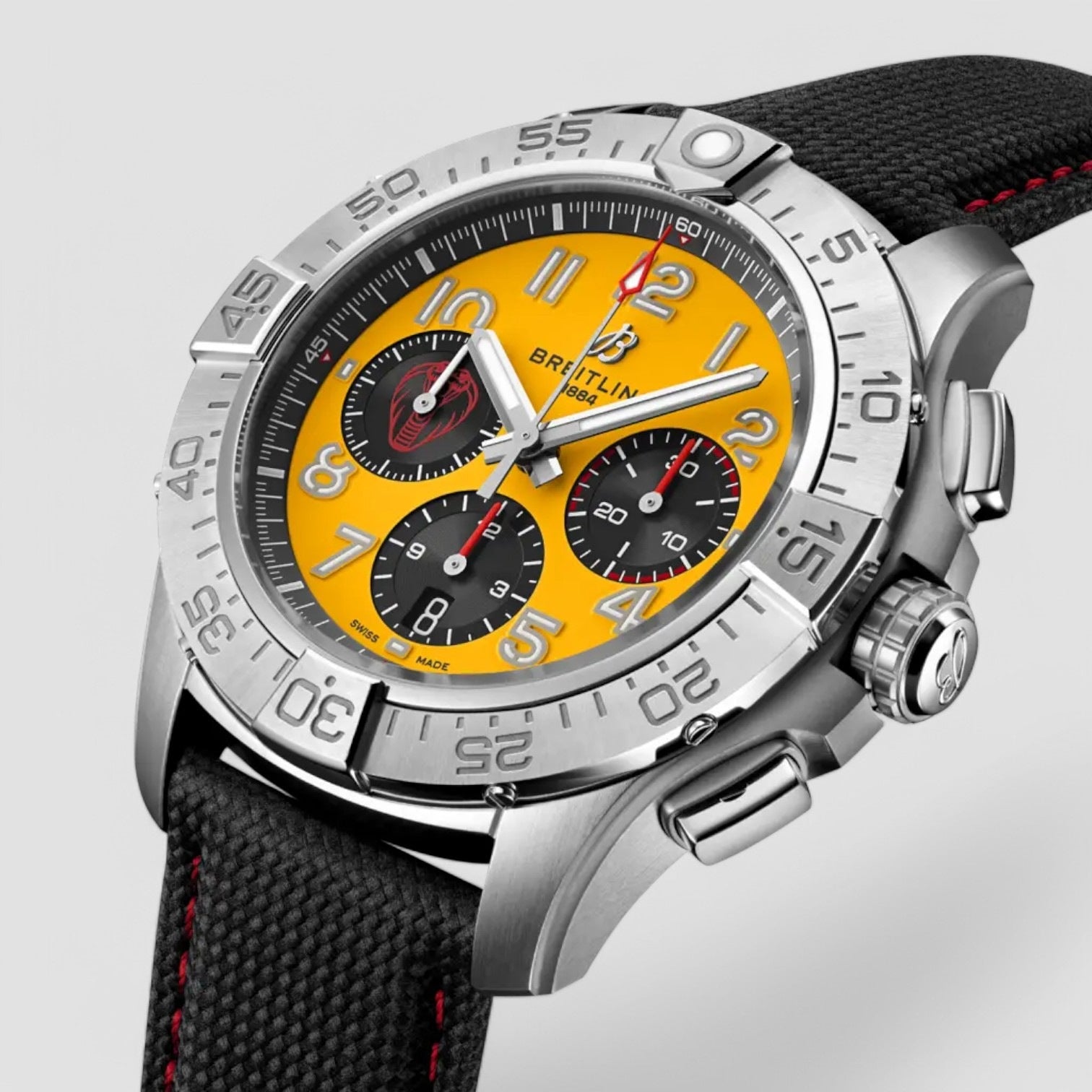 Avenger B01 Chronograph 44 Cobra Limited Edition
