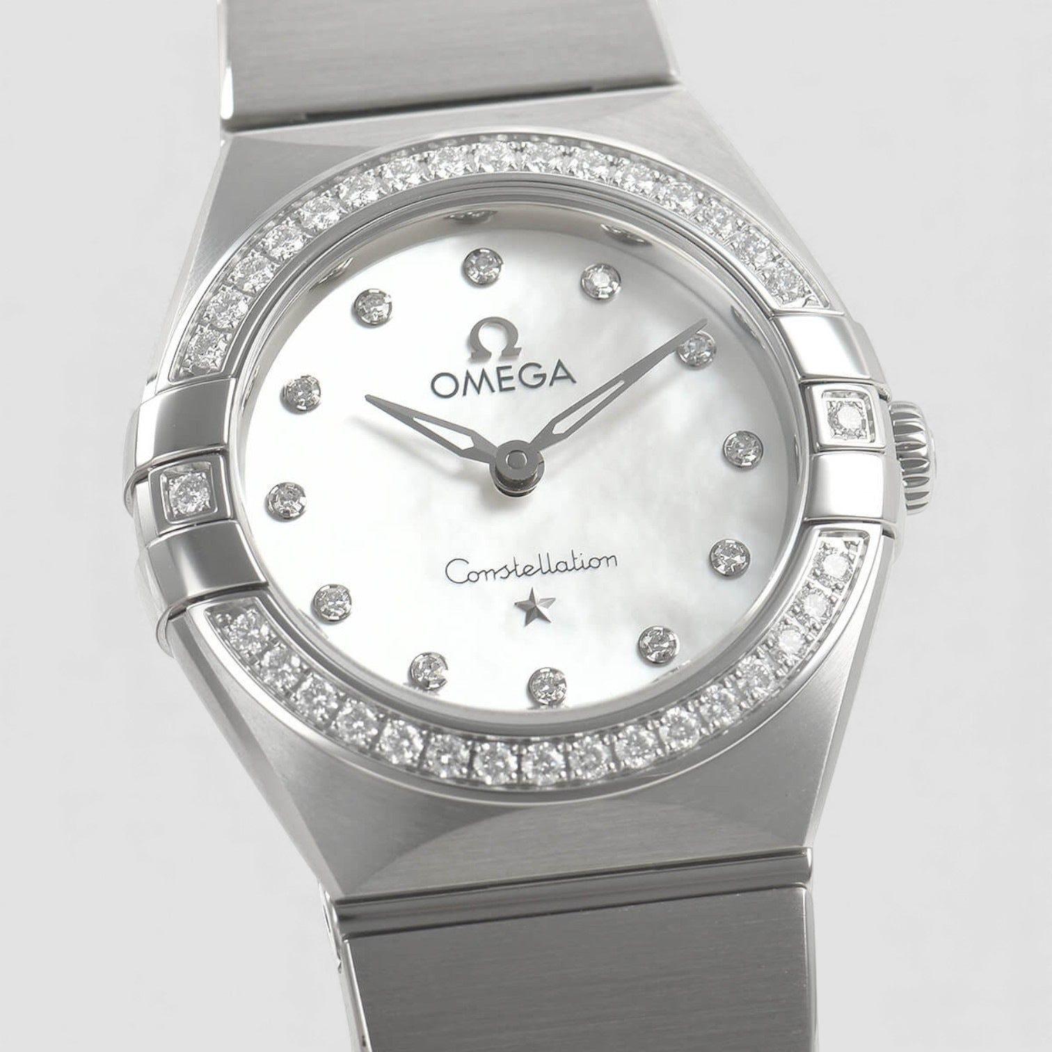 Constellation Manhattan Quartz