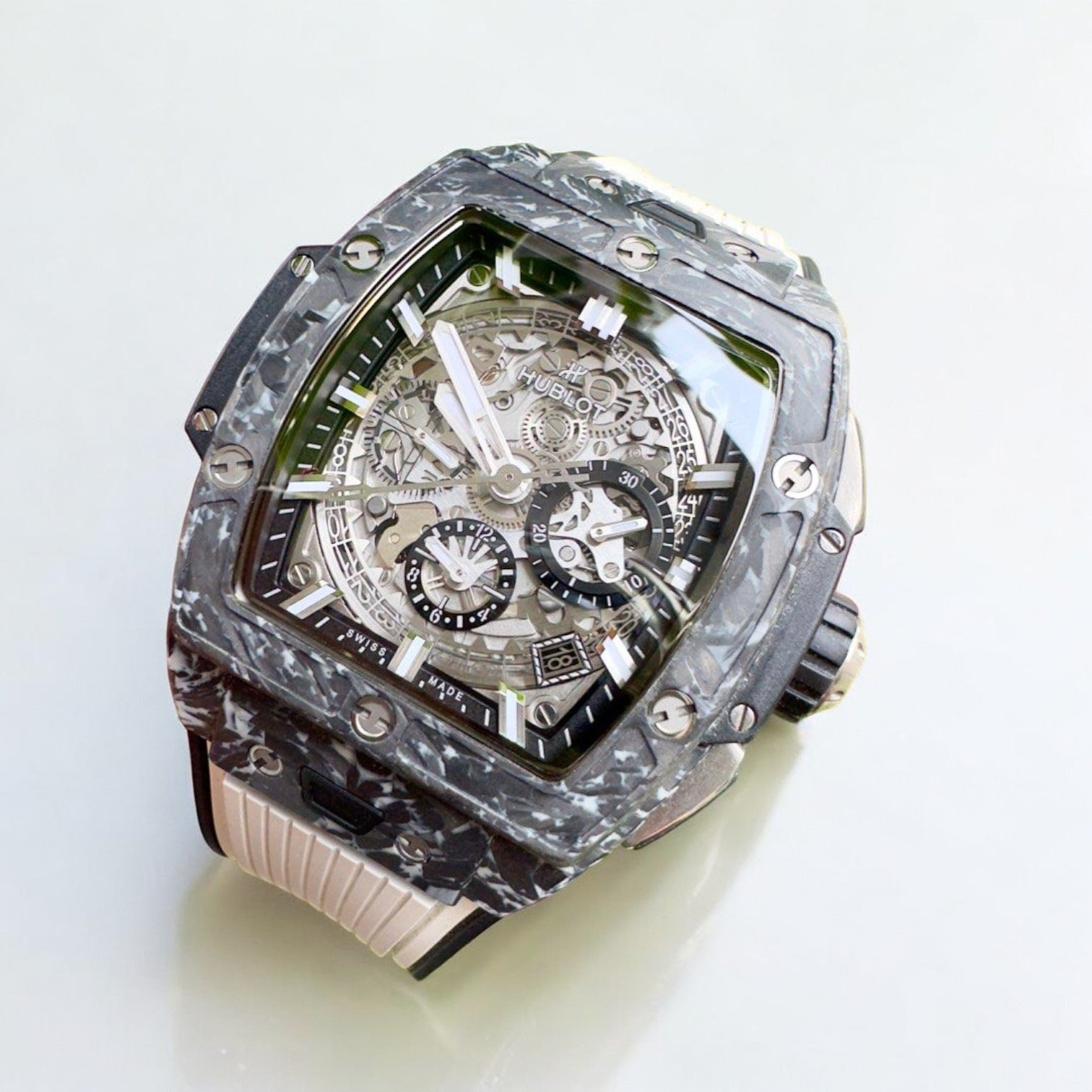 Spirit Of Big Bang White Frosted Carbon 42mm Limited